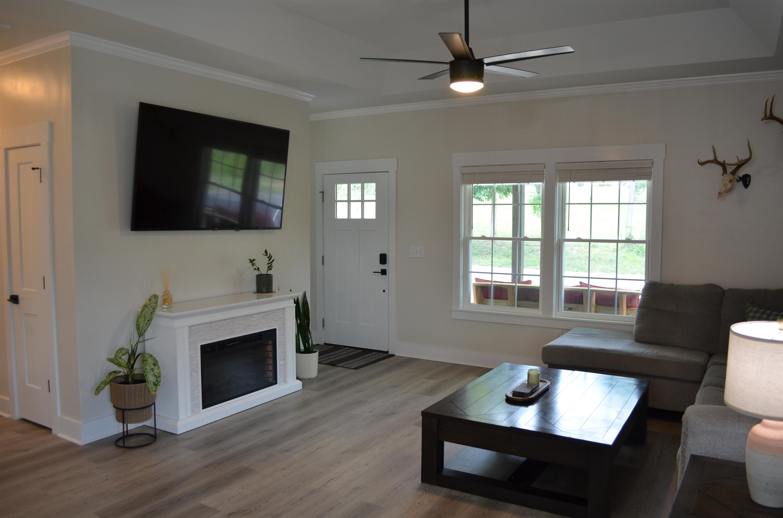 924 GORDON ST, STAUNTON, Virginia 24401, 3 Bedrooms Bedrooms, ,2 BathroomsBathrooms,Residential,924 GORDON ST,680523 MLS # 680523 924 GORDON ST, STAUNTON, Virginia 24401, 3 Bedrooms Bedrooms, ,2 BathroomsBathrooms,Residential,924 GORDON ST,680523 MLS # 680523