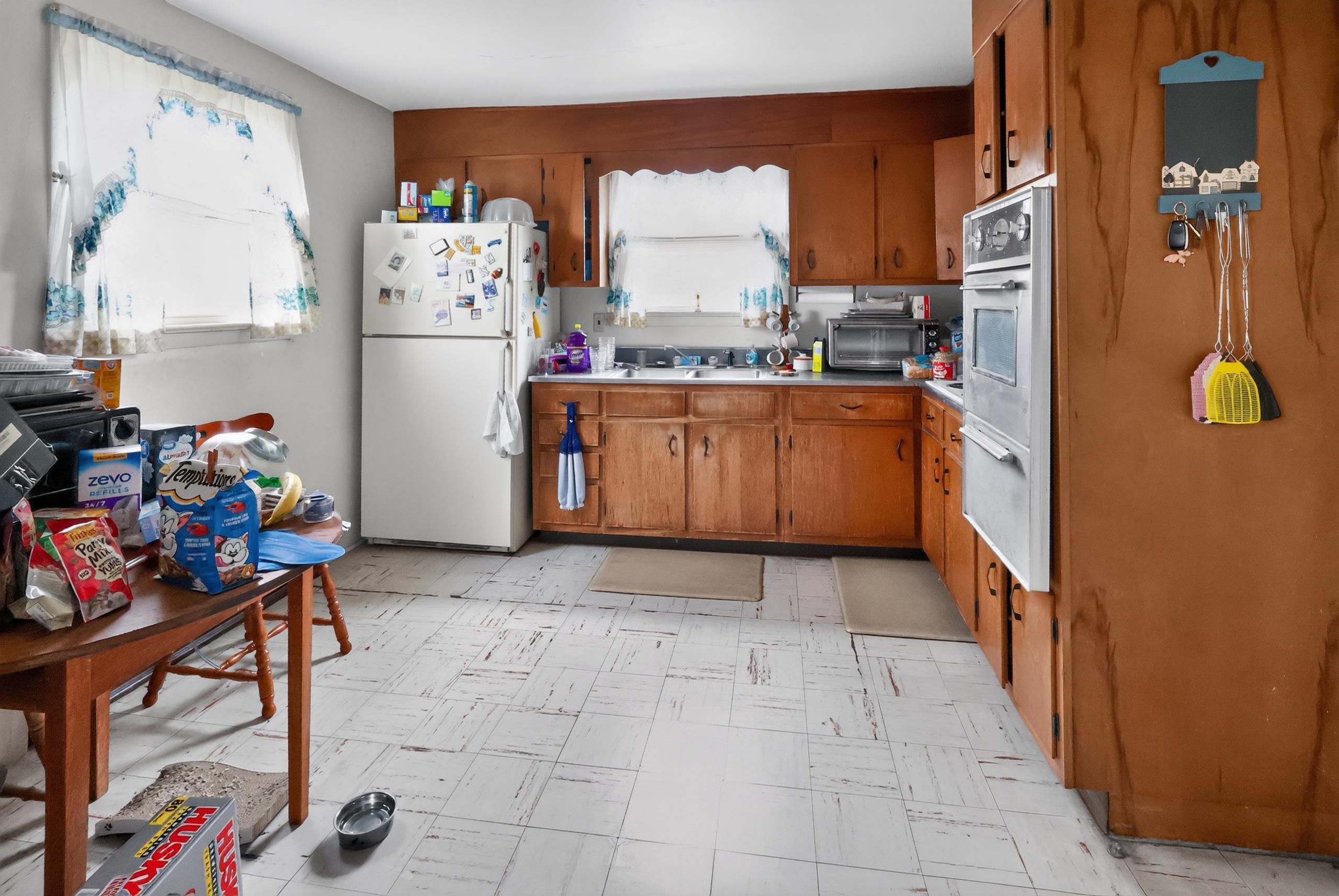 568 N CHARLOTTE AVE, WAYNESBORO, Virginia 22980, 4 Bedrooms Bedrooms, ,1 BathroomBathrooms,Residential,N/a,568 N CHARLOTTE AVE,678930 MLS # 678930