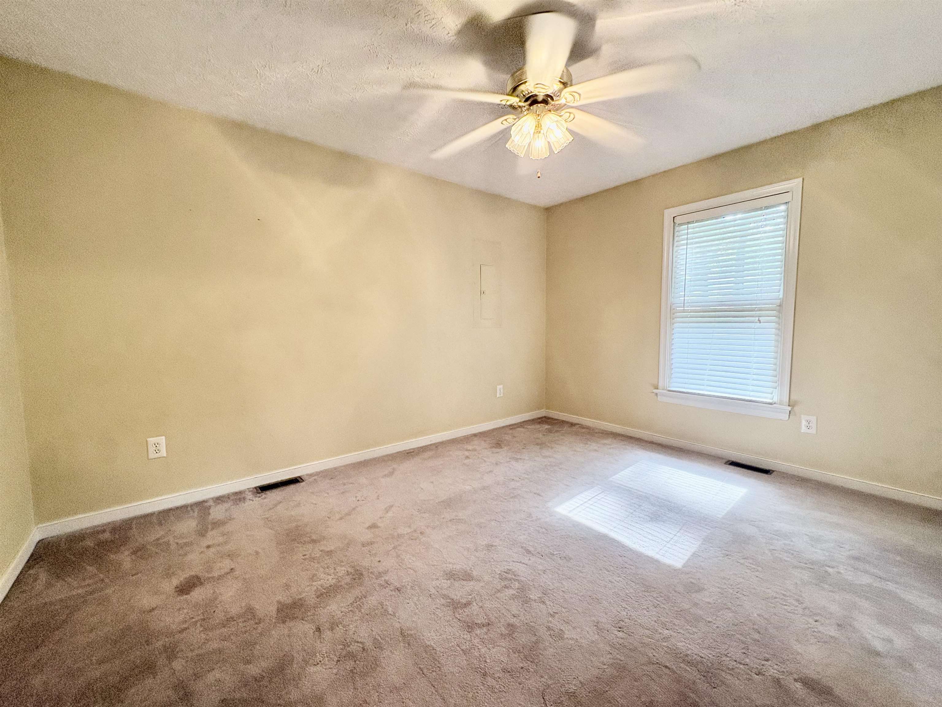 2110 HIGHLAND DR, POWHATAN, Virginia 23139, 3 Bedrooms Bedrooms, ,2 BathroomsBathrooms,Residential,2110 HIGHLAND DR,680230 MLS # 680230 2110 HIGHLAND DR, POWHATAN, Virginia 23139, 3 Bedrooms Bedrooms, ,2 BathroomsBathrooms,Residential,2110 HIGHLAND DR,680230 MLS # 680230
