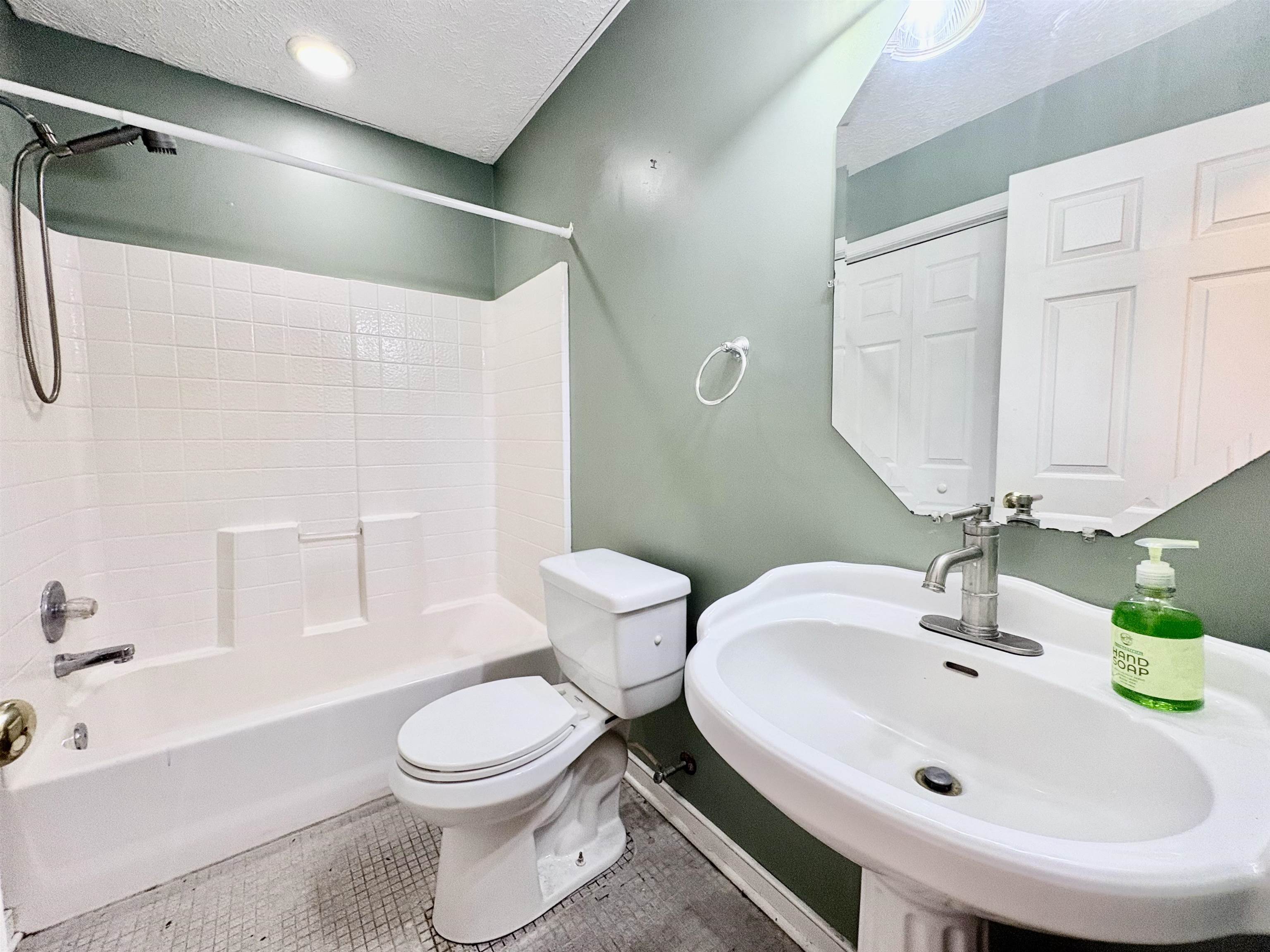 2110 HIGHLAND DR, POWHATAN, Virginia 23139, 3 Bedrooms Bedrooms, ,2 BathroomsBathrooms,Residential,2110 HIGHLAND DR,680230 MLS # 680230 2110 HIGHLAND DR, POWHATAN, Virginia 23139, 3 Bedrooms Bedrooms, ,2 BathroomsBathrooms,Residential,2110 HIGHLAND DR,680230 MLS # 680230