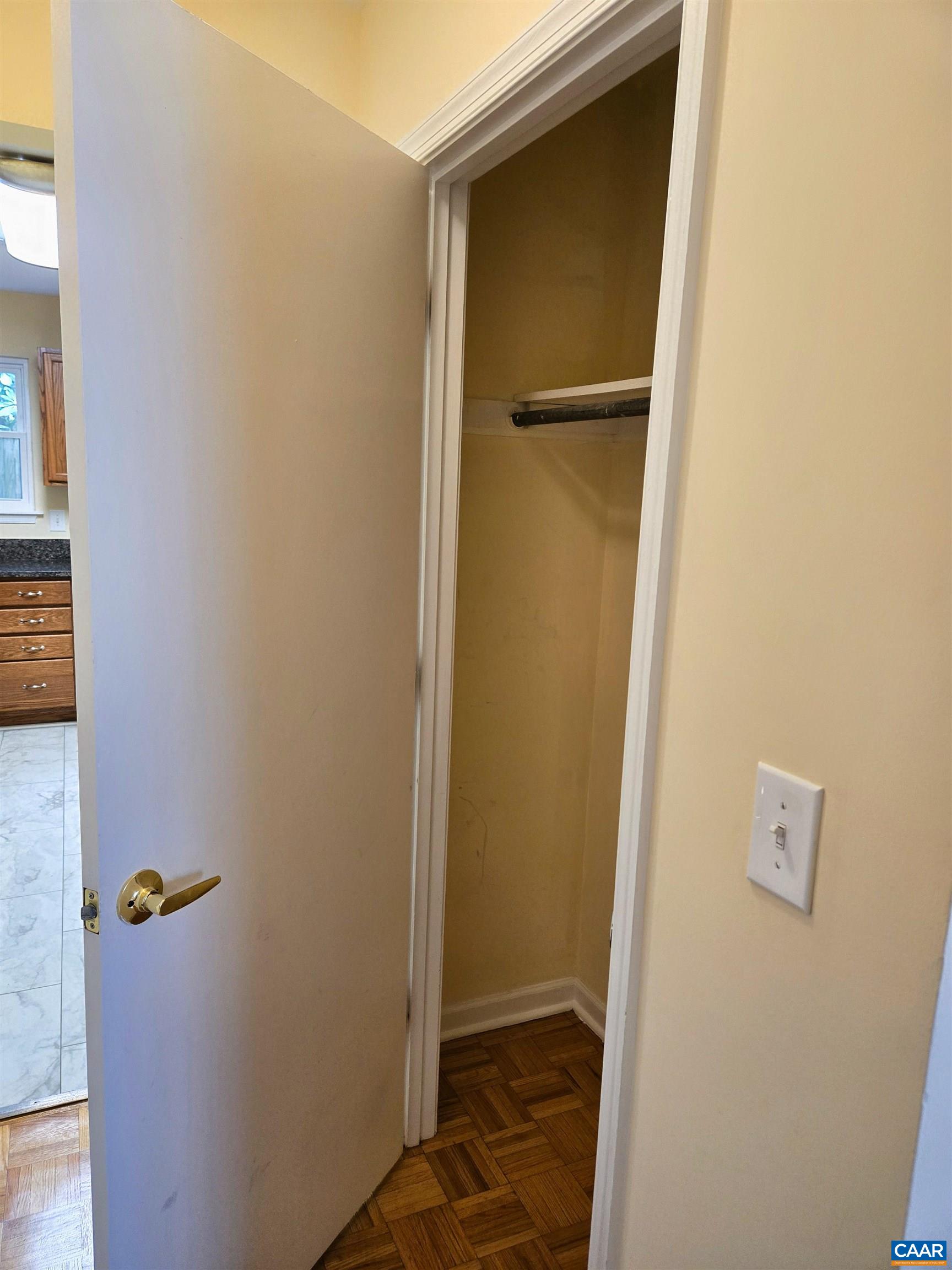 207 GREENTREE PARK, CHARLOTTESVILLE, Virginia 22901, 3 Bedrooms Bedrooms, ,1 BathroomBathrooms,Residential,207 GREENTREE PARK,680525 MLS # 680525 207 GREENTREE PARK, CHARLOTTESVILLE, Virginia 22901, 3 Bedrooms Bedrooms, ,1 BathroomBathrooms,Residential,207 GREENTREE PARK,680525 MLS # 680525