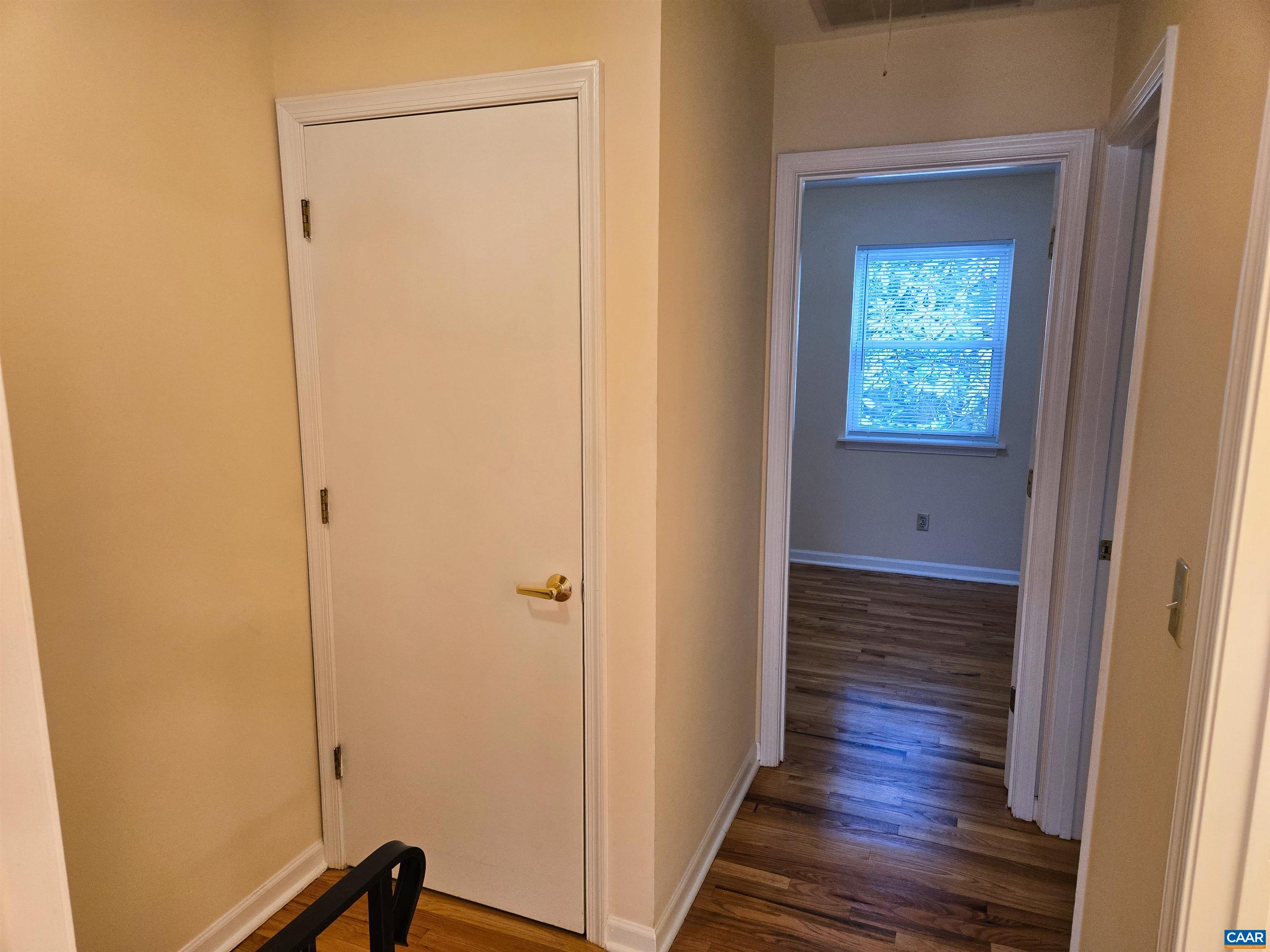 207 GREENTREE PARK, CHARLOTTESVILLE, Virginia 22901, 3 Bedrooms Bedrooms, ,1 BathroomBathrooms,Residential,207 GREENTREE PARK,680525 MLS # 680525 207 GREENTREE PARK, CHARLOTTESVILLE, Virginia 22901, 3 Bedrooms Bedrooms, ,1 BathroomBathrooms,Residential,207 GREENTREE PARK,680525 MLS # 680525