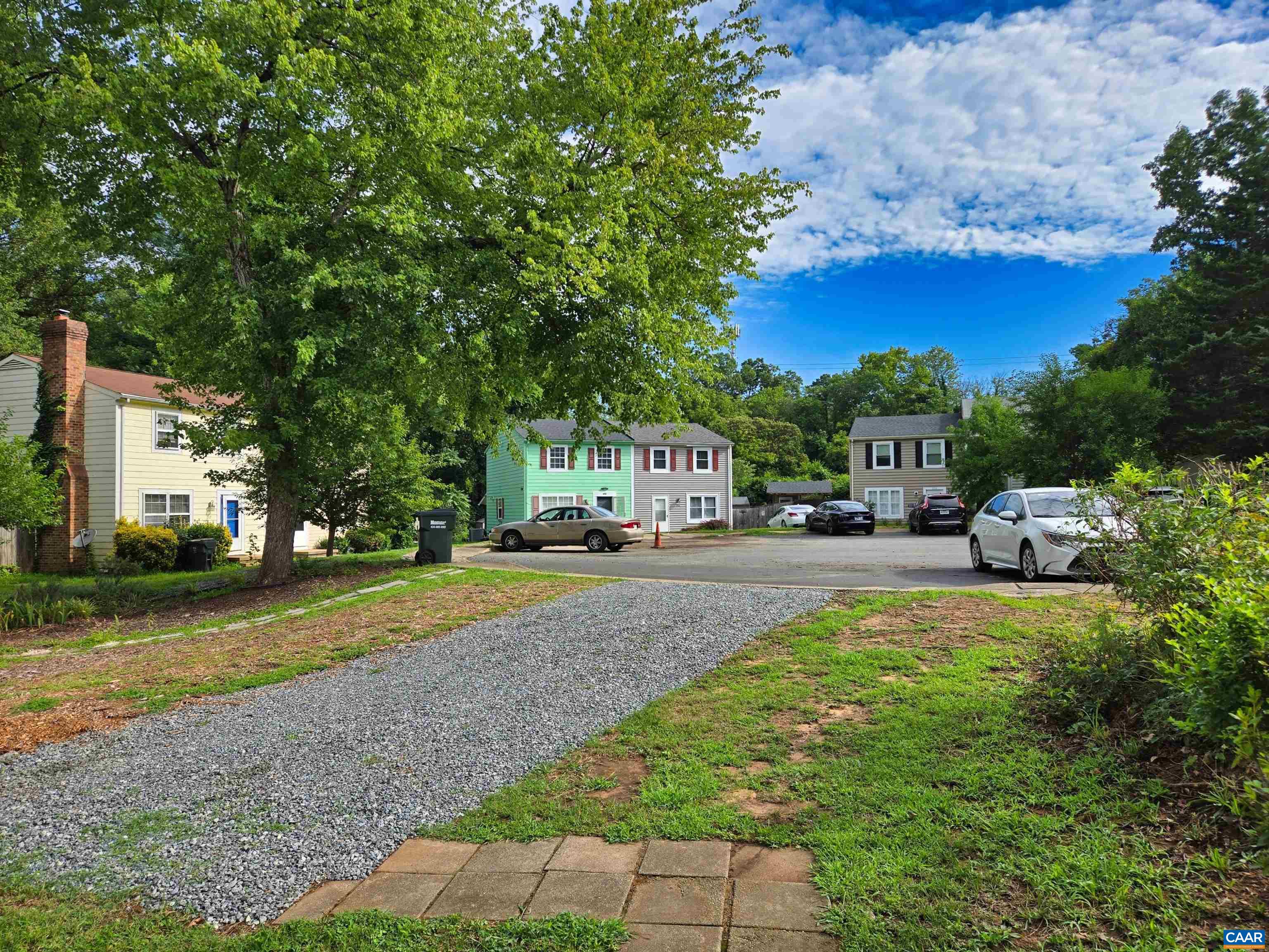 207 GREENTREE PARK, CHARLOTTESVILLE, Virginia 22901, 3 Bedrooms Bedrooms, ,1 BathroomBathrooms,Residential,207 GREENTREE PARK,680525 MLS # 680525 207 GREENTREE PARK, CHARLOTTESVILLE, Virginia 22901, 3 Bedrooms Bedrooms, ,1 BathroomBathrooms,Residential,207 GREENTREE PARK,680525 MLS # 680525