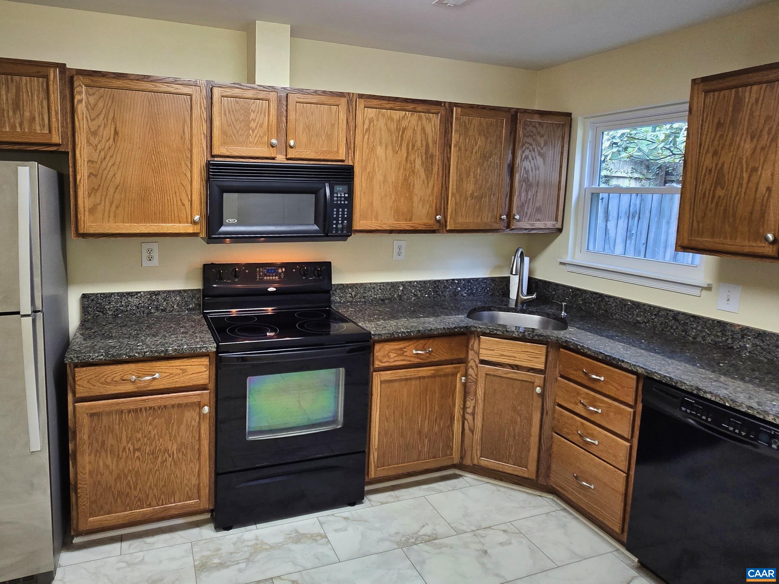 207 GREENTREE PARK, CHARLOTTESVILLE, Virginia 22901, 3 Bedrooms Bedrooms, ,1 BathroomBathrooms,Residential,207 GREENTREE PARK,680525 MLS # 680525 207 GREENTREE PARK, CHARLOTTESVILLE, Virginia 22901, 3 Bedrooms Bedrooms, ,1 BathroomBathrooms,Residential,207 GREENTREE PARK,680525 MLS # 680525