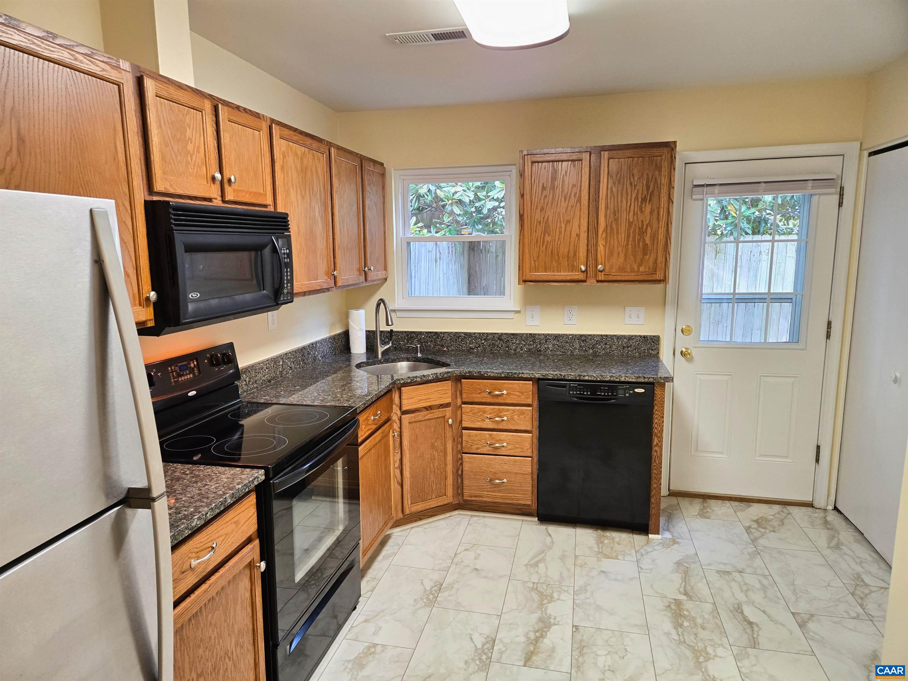 207 GREENTREE PARK, CHARLOTTESVILLE, Virginia 22901, 3 Bedrooms Bedrooms, ,1 BathroomBathrooms,Residential,207 GREENTREE PARK,680525 MLS # 680525 207 GREENTREE PARK, CHARLOTTESVILLE, Virginia 22901, 3 Bedrooms Bedrooms, ,1 BathroomBathrooms,Residential,207 GREENTREE PARK,680525 MLS # 680525