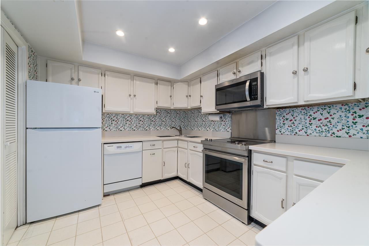 62 DEEPWOOD LN, HOT SPRINGS, Virginia 24445, 3 Bedrooms Bedrooms, ,3 BathroomsBathrooms,Residential,62 DEEPWOOD LN,680528 MLS # 680528 62 DEEPWOOD LN, HOT SPRINGS, Virginia 24445, 3 Bedrooms Bedrooms, ,3 BathroomsBathrooms,Residential,62 DEEPWOOD LN,680528 MLS # 680528
