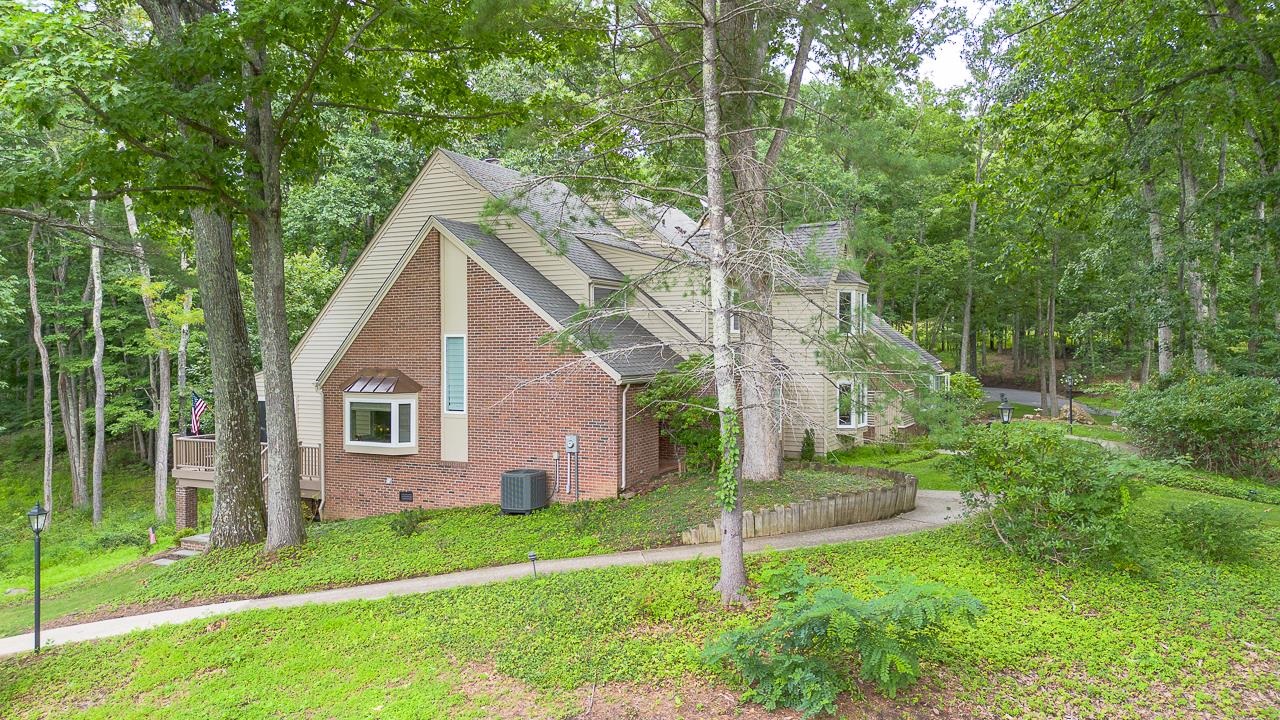 62 DEEPWOOD LN, HOT SPRINGS, Virginia 24445, 3 Bedrooms Bedrooms, ,3 BathroomsBathrooms,Residential,62 DEEPWOOD LN,680528 MLS # 680528 62 DEEPWOOD LN, HOT SPRINGS, Virginia 24445, 3 Bedrooms Bedrooms, ,3 BathroomsBathrooms,Residential,62 DEEPWOOD LN,680528 MLS # 680528