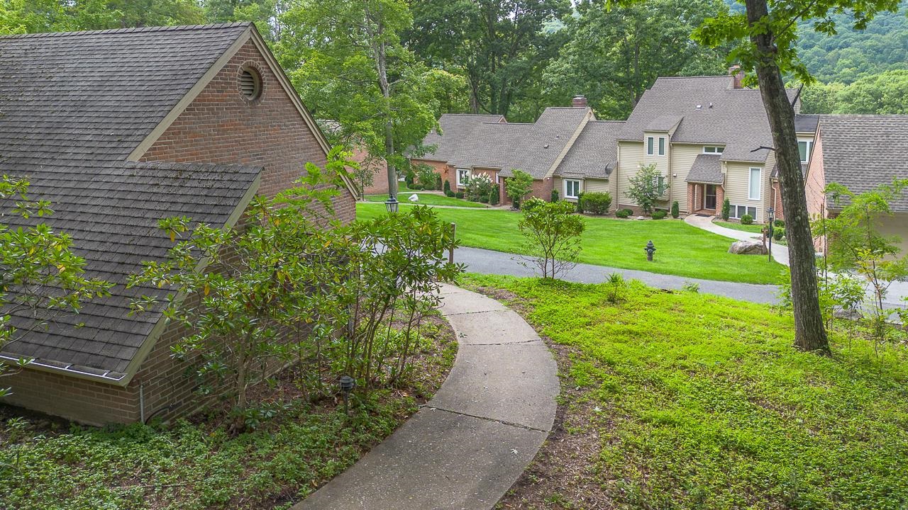 62 DEEPWOOD LN, HOT SPRINGS, Virginia 24445, 3 Bedrooms Bedrooms, ,3 BathroomsBathrooms,Residential,62 DEEPWOOD LN,680528 MLS # 680528 62 DEEPWOOD LN, HOT SPRINGS, Virginia 24445, 3 Bedrooms Bedrooms, ,3 BathroomsBathrooms,Residential,62 DEEPWOOD LN,680528 MLS # 680528