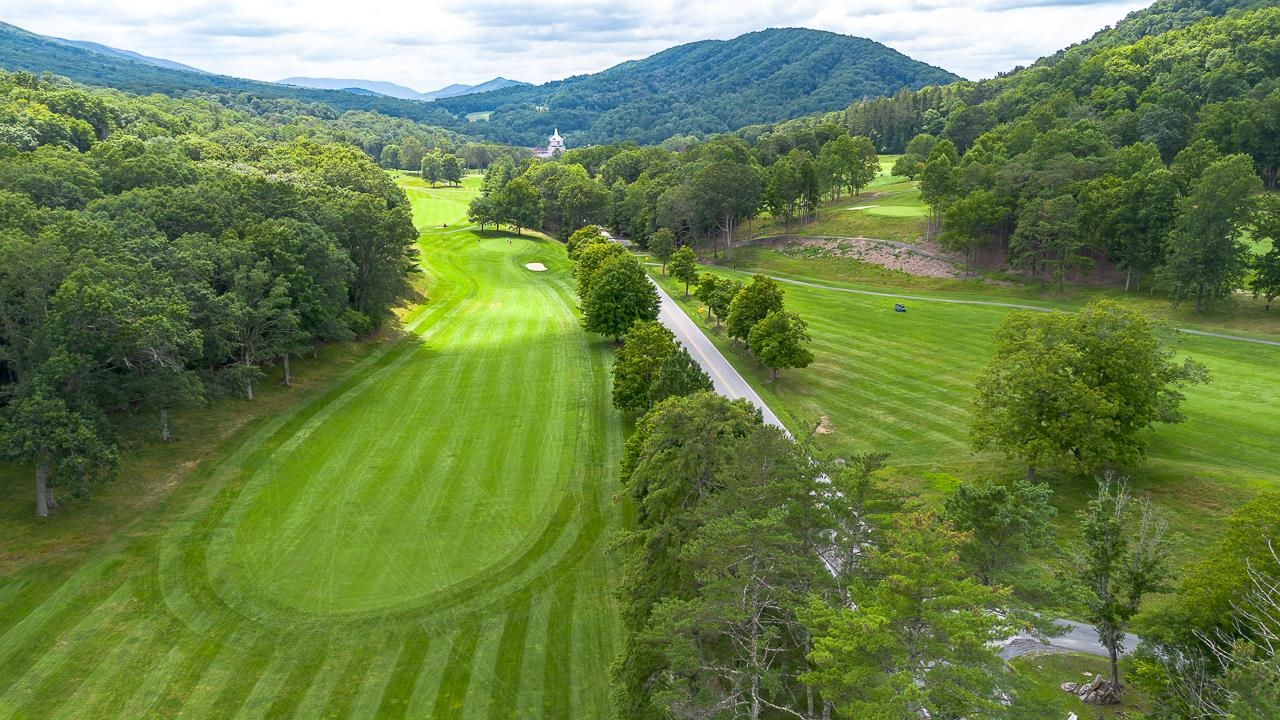 62 DEEPWOOD LN, HOT SPRINGS, Virginia 24445, 3 Bedrooms Bedrooms, ,3 BathroomsBathrooms,Residential,62 DEEPWOOD LN,680528 MLS # 680528 62 DEEPWOOD LN, HOT SPRINGS, Virginia 24445, 3 Bedrooms Bedrooms, ,3 BathroomsBathrooms,Residential,62 DEEPWOOD LN,680528 MLS # 680528
