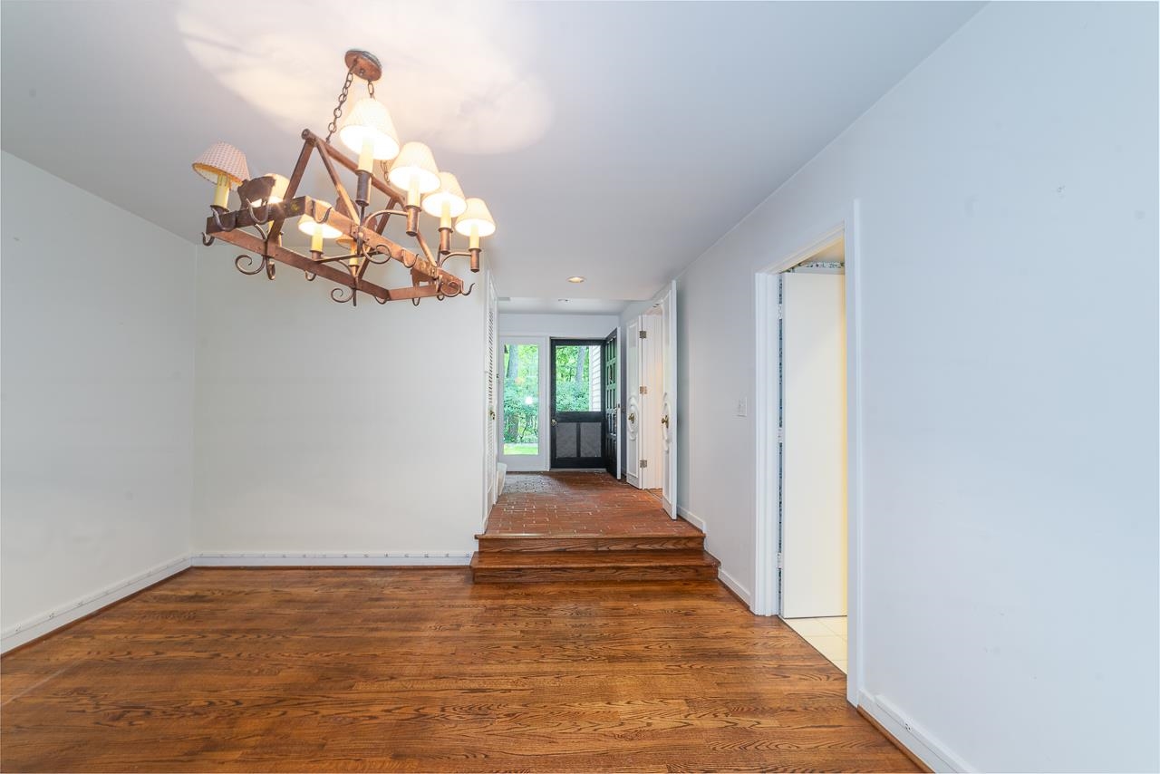 62 DEEPWOOD LN, HOT SPRINGS, Virginia 24445, 3 Bedrooms Bedrooms, ,3 BathroomsBathrooms,Residential,62 DEEPWOOD LN,680528 MLS # 680528 62 DEEPWOOD LN, HOT SPRINGS, Virginia 24445, 3 Bedrooms Bedrooms, ,3 BathroomsBathrooms,Residential,62 DEEPWOOD LN,680528 MLS # 680528