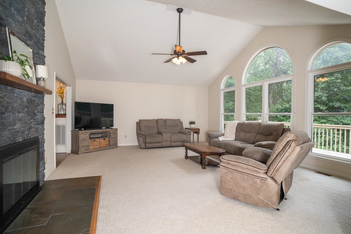 41 RIDGETOP DR, WEYERS CAVE, Virginia 24486, 4 Bedrooms Bedrooms, ,3 BathroomsBathrooms,Residential,41 RIDGETOP DR,680531 MLS # 680531 41 RIDGETOP DR, WEYERS CAVE, Virginia 24486, 4 Bedrooms Bedrooms, ,3 BathroomsBathrooms,Residential,41 RIDGETOP DR,680531 MLS # 680531