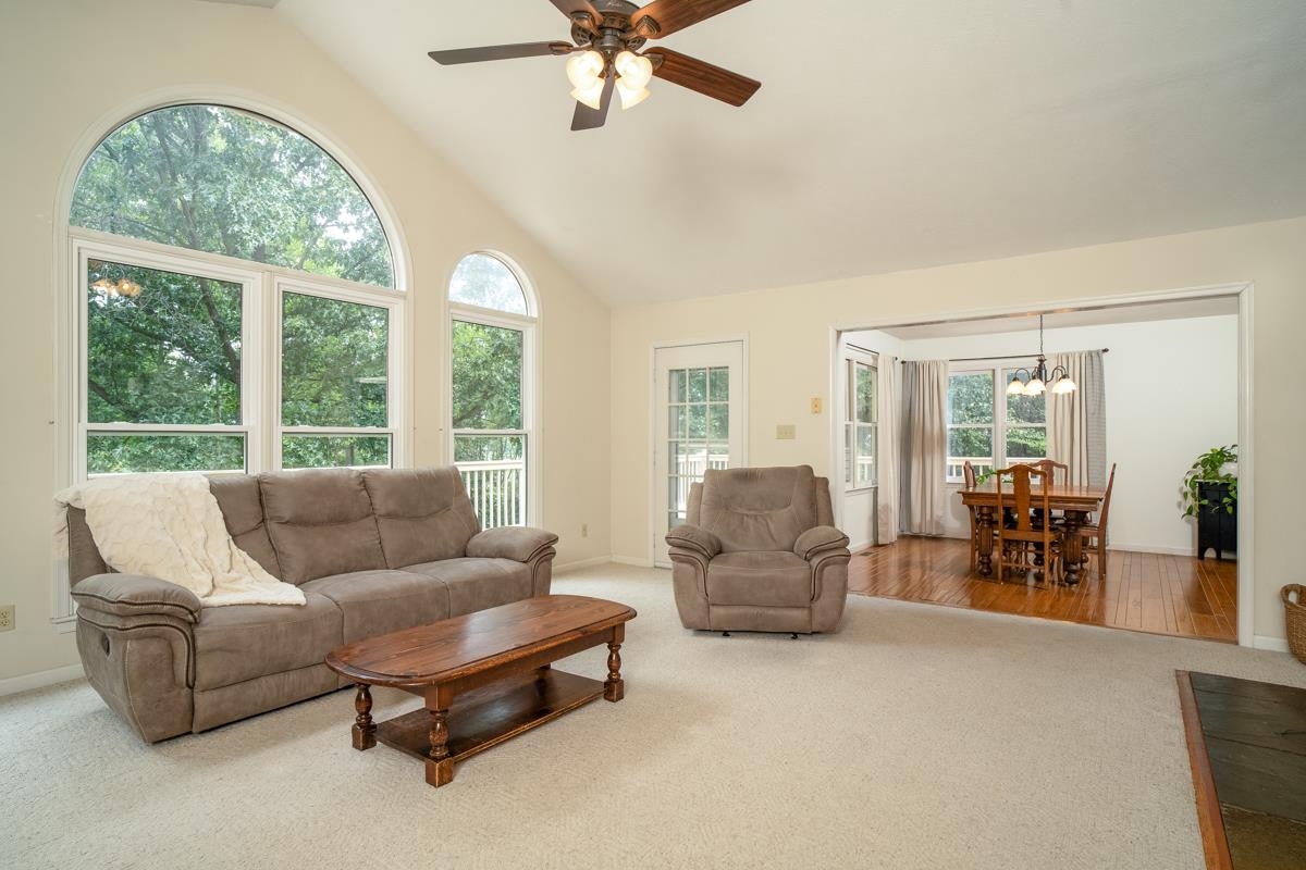 41 RIDGETOP DR, WEYERS CAVE, Virginia 24486, 4 Bedrooms Bedrooms, ,3 BathroomsBathrooms,Residential,41 RIDGETOP DR,680531 MLS # 680531 41 RIDGETOP DR, WEYERS CAVE, Virginia 24486, 4 Bedrooms Bedrooms, ,3 BathroomsBathrooms,Residential,41 RIDGETOP DR,680531 MLS # 680531