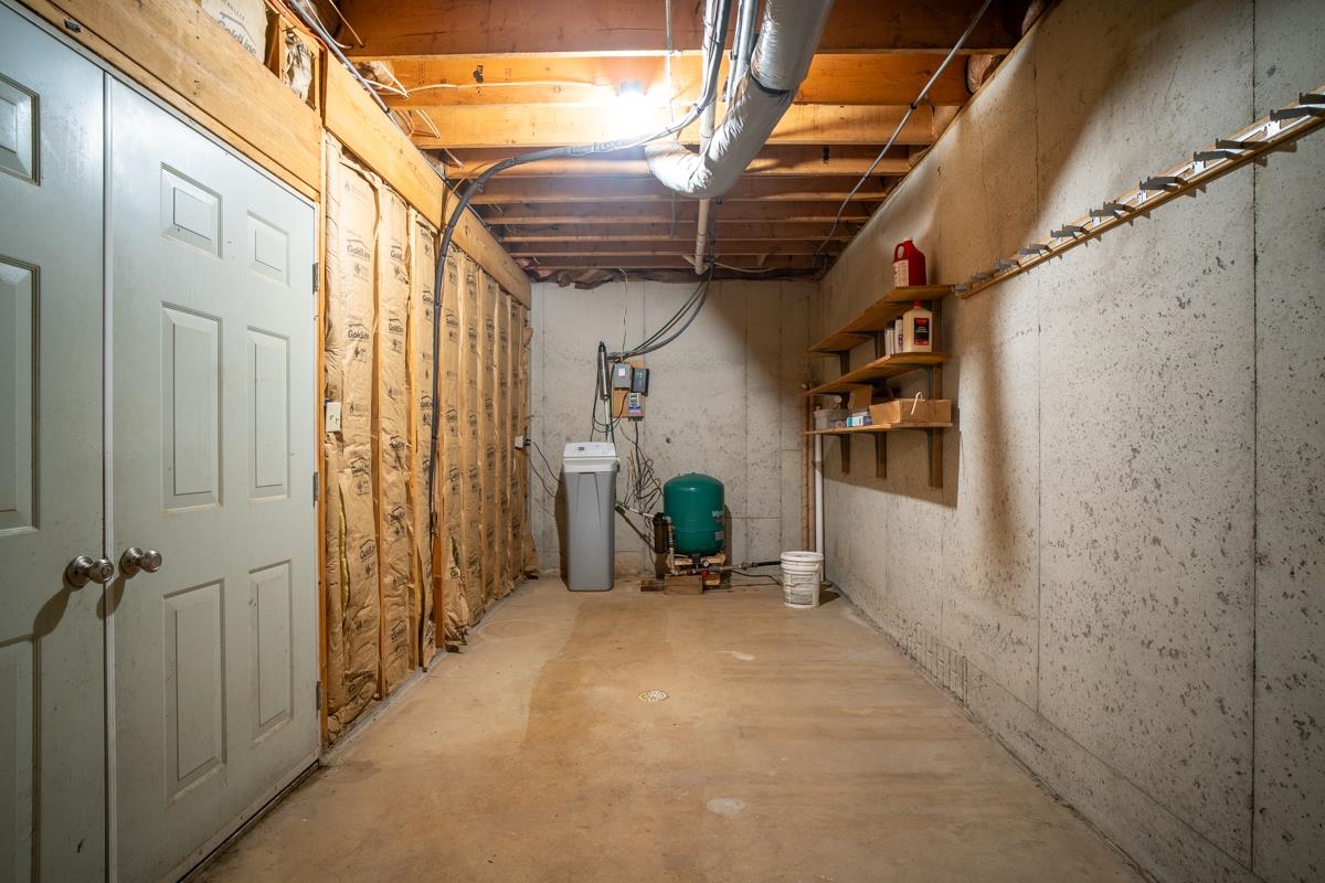 41 RIDGETOP DR, WEYERS CAVE, Virginia 24486, 4 Bedrooms Bedrooms, ,3 BathroomsBathrooms,Residential,41 RIDGETOP DR,680531 MLS # 680531 41 RIDGETOP DR, WEYERS CAVE, Virginia 24486, 4 Bedrooms Bedrooms, ,3 BathroomsBathrooms,Residential,41 RIDGETOP DR,680531 MLS # 680531