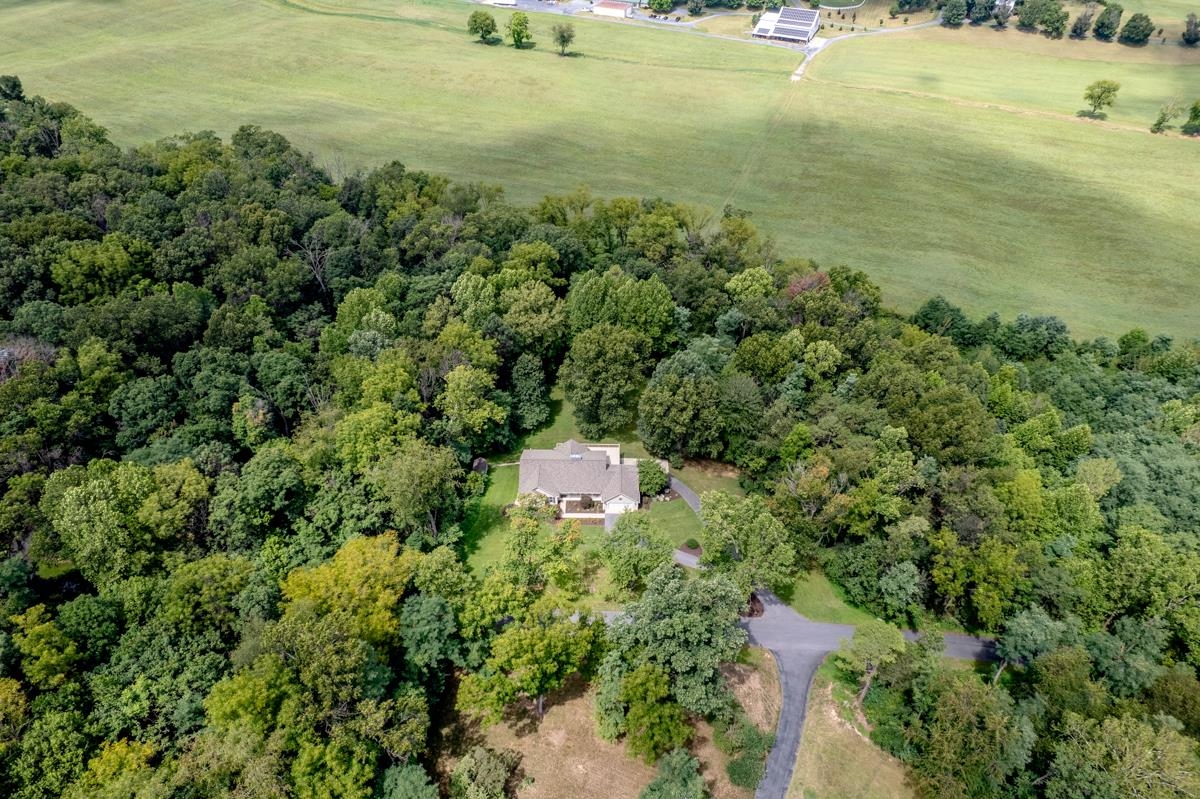 41 RIDGETOP DR, WEYERS CAVE, Virginia 24486, 4 Bedrooms Bedrooms, ,3 BathroomsBathrooms,Residential,41 RIDGETOP DR,680531 MLS # 680531 41 RIDGETOP DR, WEYERS CAVE, Virginia 24486, 4 Bedrooms Bedrooms, ,3 BathroomsBathrooms,Residential,41 RIDGETOP DR,680531 MLS # 680531