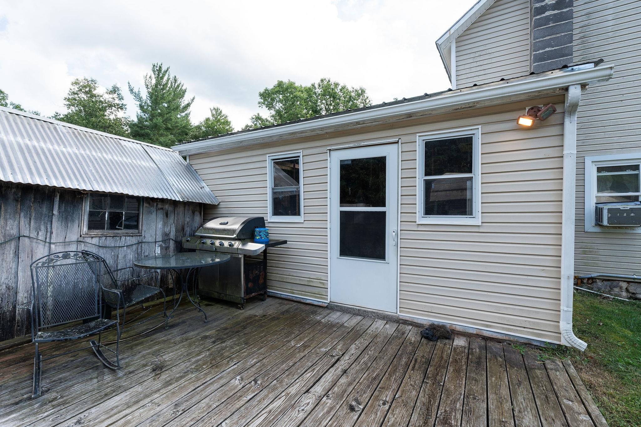 48 FAUVER MINE LN, RAPHINE, Virginia 24472, 2 Bedrooms Bedrooms, ,2 BathroomsBathrooms,Residential,48 FAUVER MINE LN,680532 MLS # 680532