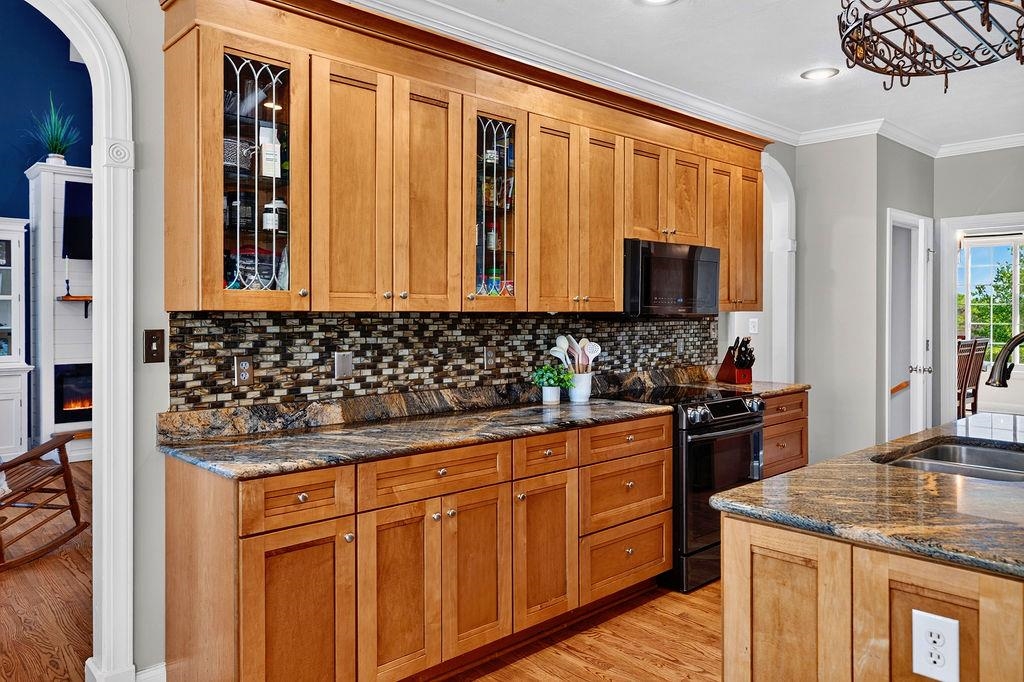61 MEADOW GLEN DR, STAUNTON, Virginia 24401, 6 Bedrooms Bedrooms, ,4 BathroomsBathrooms,Residential,61 MEADOW GLEN DR,680533 MLS # 680533