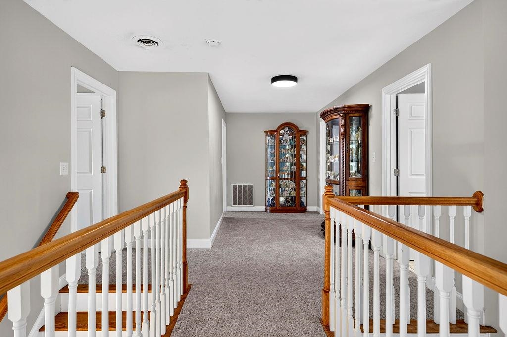 61 MEADOW GLEN DR, STAUNTON, Virginia 24401, 6 Bedrooms Bedrooms, ,4 BathroomsBathrooms,Residential,61 MEADOW GLEN DR,680533 MLS # 680533