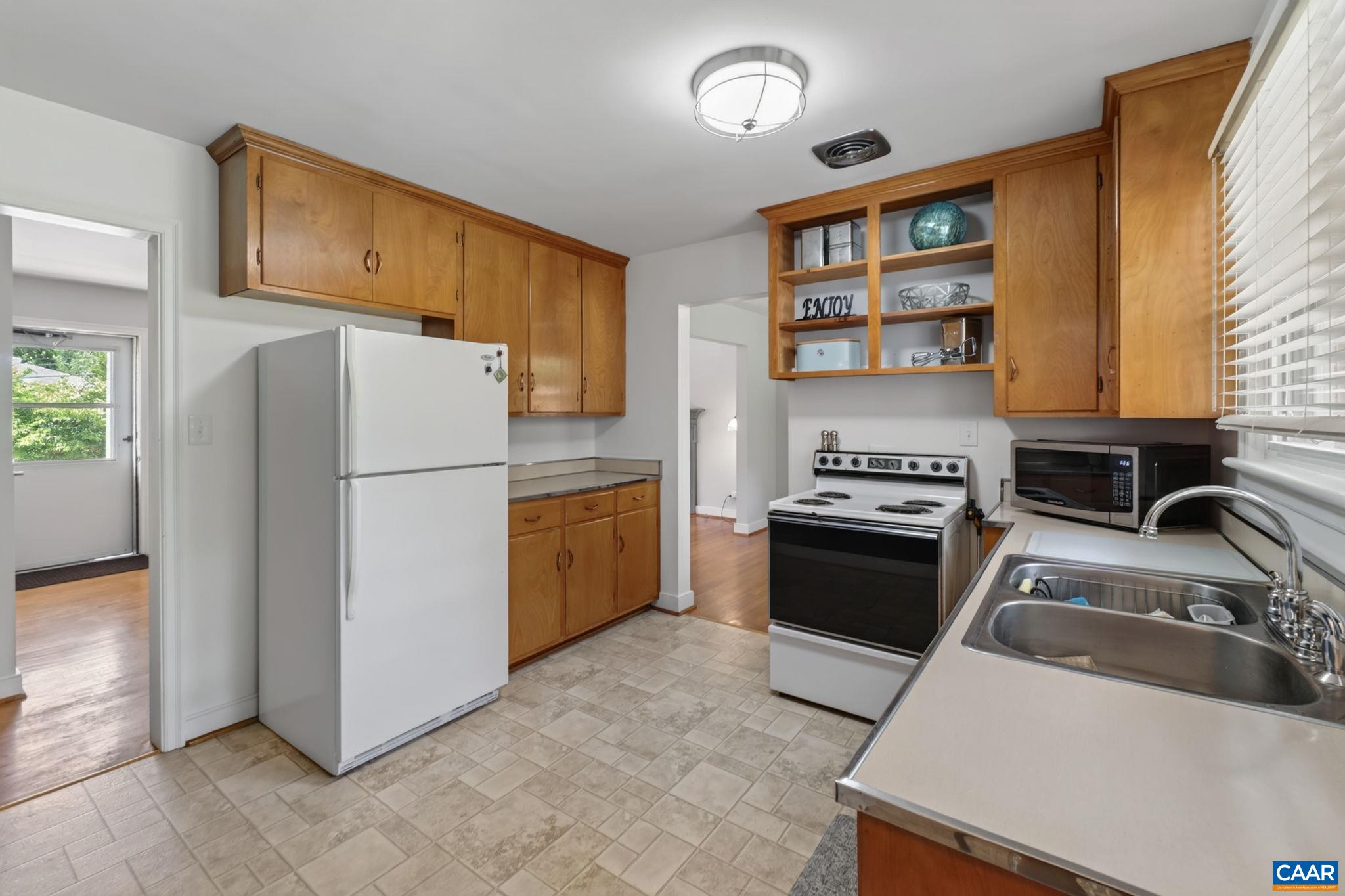 335 CAMELLIA DR, CHARLOTTESVILLE, Virginia 22903, 2 Bedrooms Bedrooms, ,1 BathroomBathrooms,Residential,335 CAMELLIA DR,680534 MLS # 680534 335 CAMELLIA DR, CHARLOTTESVILLE, Virginia 22903, 2 Bedrooms Bedrooms, ,1 BathroomBathrooms,Residential,335 CAMELLIA DR,680534 MLS # 680534