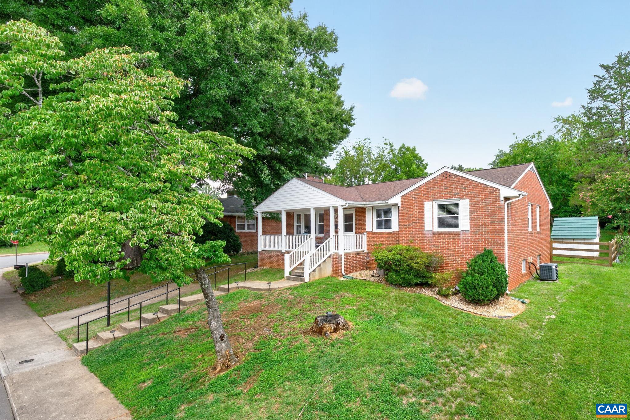 335 CAMELLIA DR, CHARLOTTESVILLE, Virginia 22903, 2 Bedrooms Bedrooms, ,1 BathroomBathrooms,Residential,335 CAMELLIA DR,680534 MLS # 680534 335 CAMELLIA DR, CHARLOTTESVILLE, Virginia 22903, 2 Bedrooms Bedrooms, ,1 BathroomBathrooms,Residential,335 CAMELLIA DR,680534 MLS # 680534