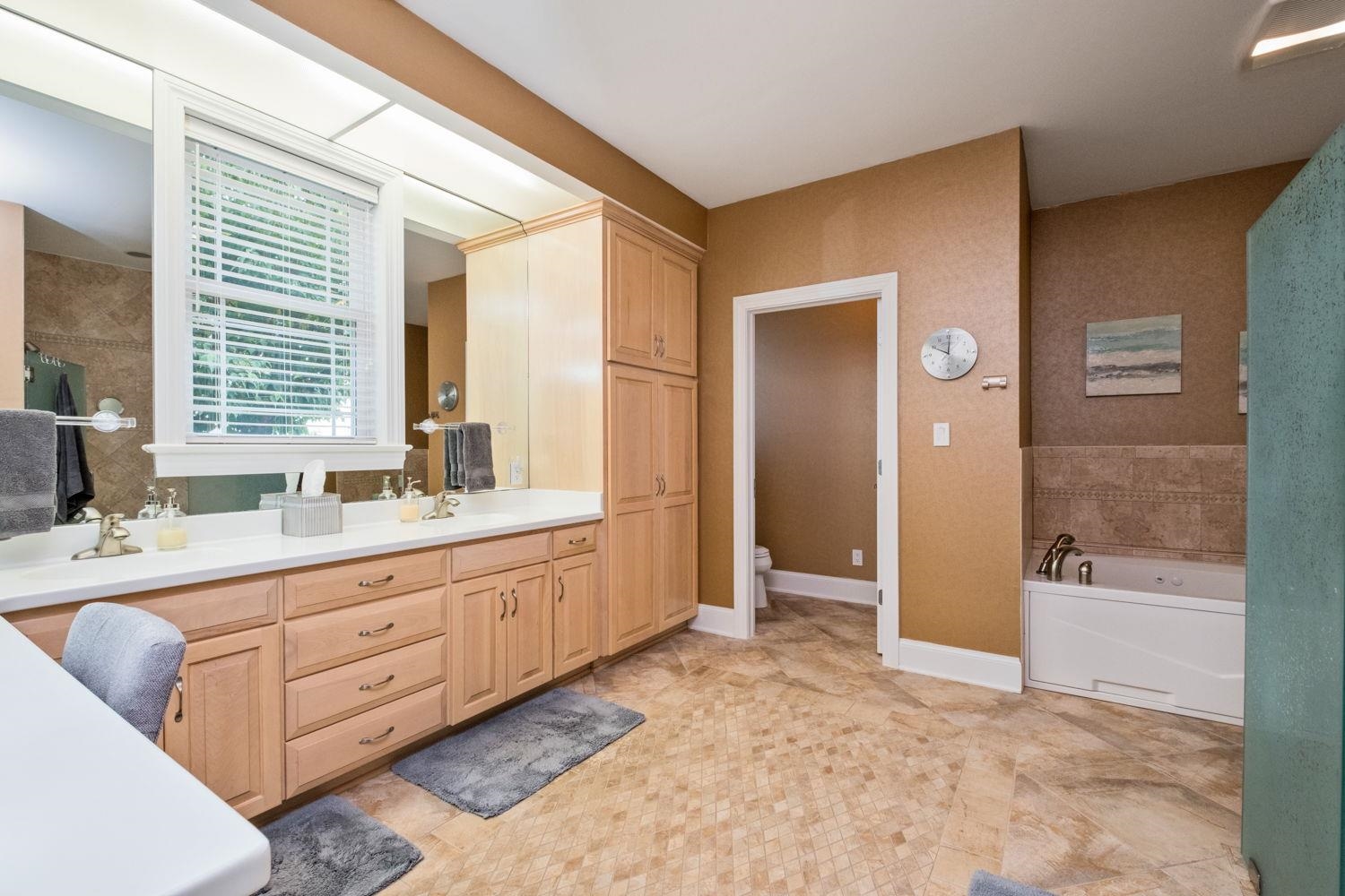 750 FREDERICK RD, ROCKINGHAM, Virginia 22801, 4 Bedrooms Bedrooms, ,3 BathroomsBathrooms,Residential,750 FREDERICK RD,680539 MLS # 680539 750 FREDERICK RD, ROCKINGHAM, Virginia 22801, 4 Bedrooms Bedrooms, ,3 BathroomsBathrooms,Residential,750 FREDERICK RD,680539 MLS # 680539