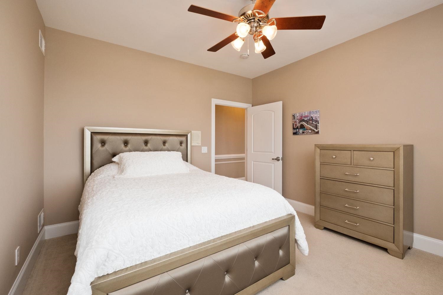 750 FREDERICK RD, ROCKINGHAM, Virginia 22801, 4 Bedrooms Bedrooms, ,3 BathroomsBathrooms,Residential,750 FREDERICK RD,680539 MLS # 680539 750 FREDERICK RD, ROCKINGHAM, Virginia 22801, 4 Bedrooms Bedrooms, ,3 BathroomsBathrooms,Residential,750 FREDERICK RD,680539 MLS # 680539