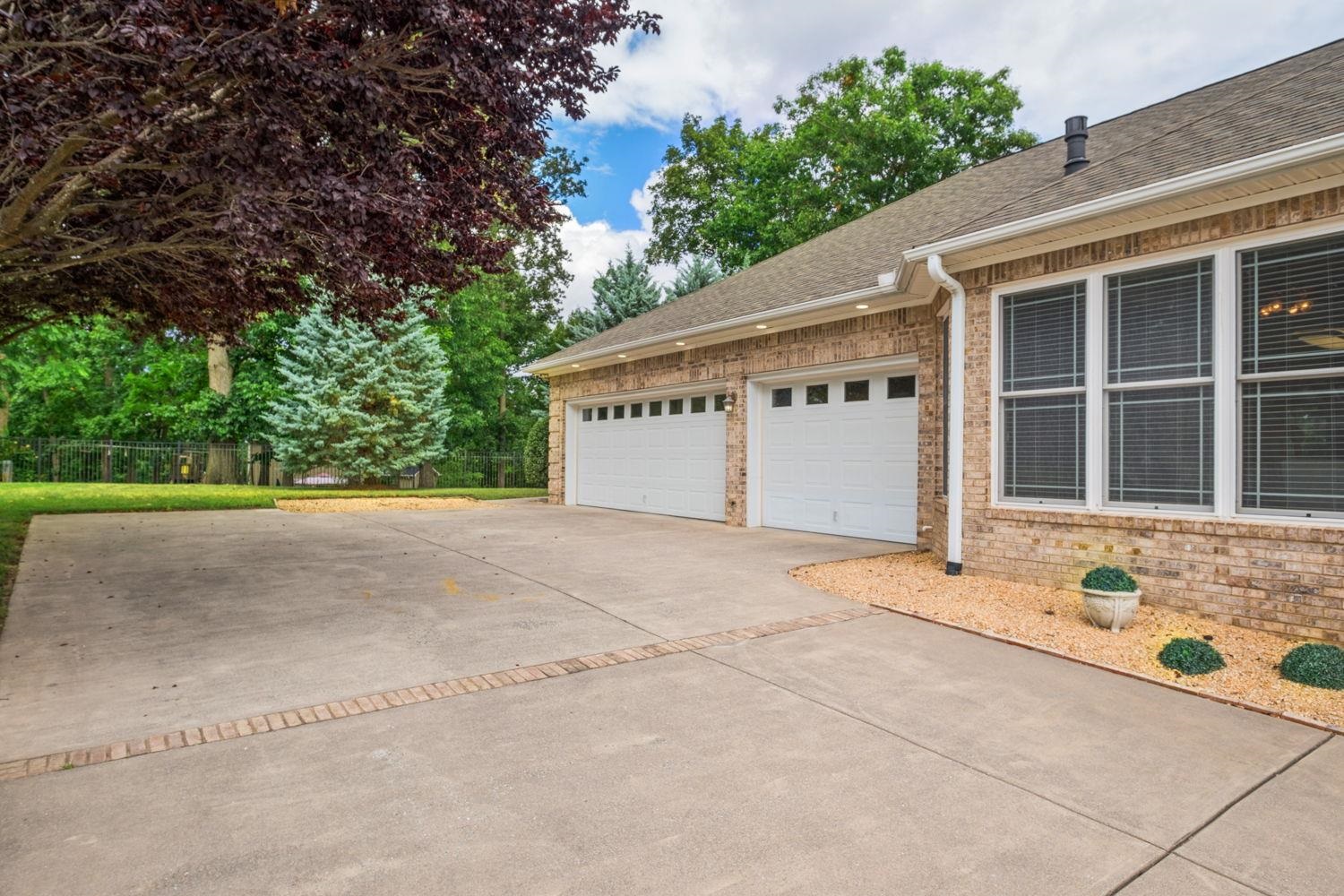 750 FREDERICK RD, ROCKINGHAM, Virginia 22801, 4 Bedrooms Bedrooms, ,3 BathroomsBathrooms,Residential,750 FREDERICK RD,680539 MLS # 680539 750 FREDERICK RD, ROCKINGHAM, Virginia 22801, 4 Bedrooms Bedrooms, ,3 BathroomsBathrooms,Residential,750 FREDERICK RD,680539 MLS # 680539