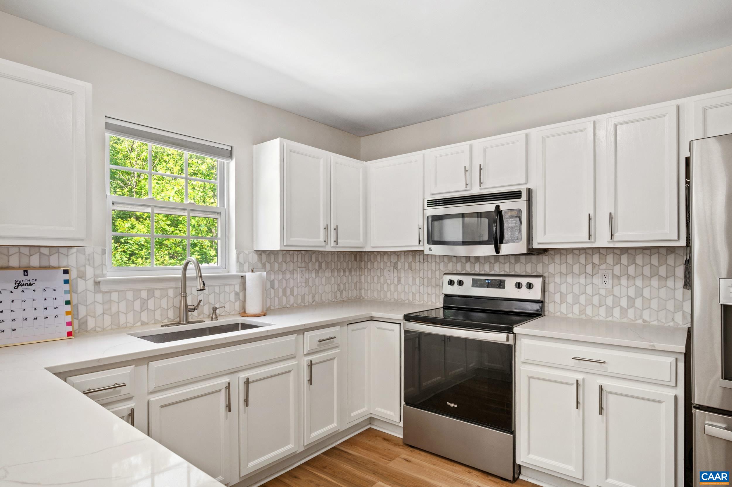 200 APPLE ORCHARD DR, LOUISA, Virginia 23093, 4 Bedrooms Bedrooms, ,2 BathroomsBathrooms,Residential,200 APPLE ORCHARD DR,678160 MLS # 678160 200 APPLE ORCHARD DR, LOUISA, Virginia 23093, 4 Bedrooms Bedrooms, ,2 BathroomsBathrooms,Residential,200 APPLE ORCHARD DR,678160 MLS # 678160