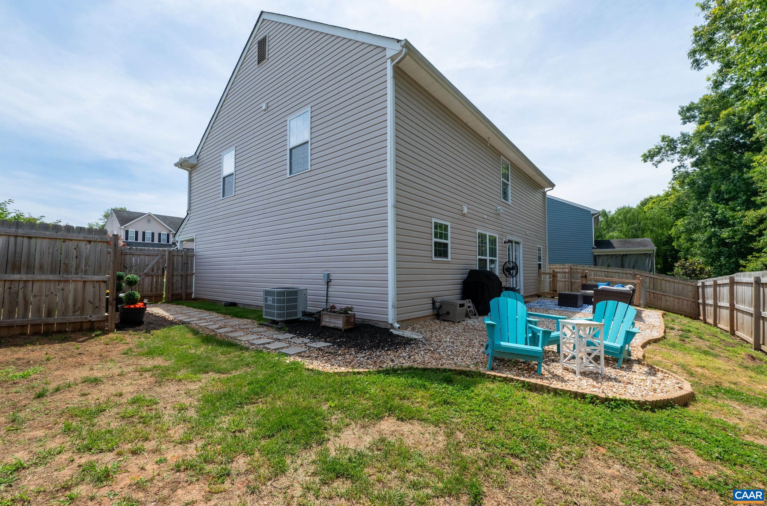 200 APPLE ORCHARD DR, LOUISA, Virginia 23093, 4 Bedrooms Bedrooms, ,2 BathroomsBathrooms,Residential,200 APPLE ORCHARD DR,678160 MLS # 678160 200 APPLE ORCHARD DR, LOUISA, Virginia 23093, 4 Bedrooms Bedrooms, ,2 BathroomsBathrooms,Residential,200 APPLE ORCHARD DR,678160 MLS # 678160