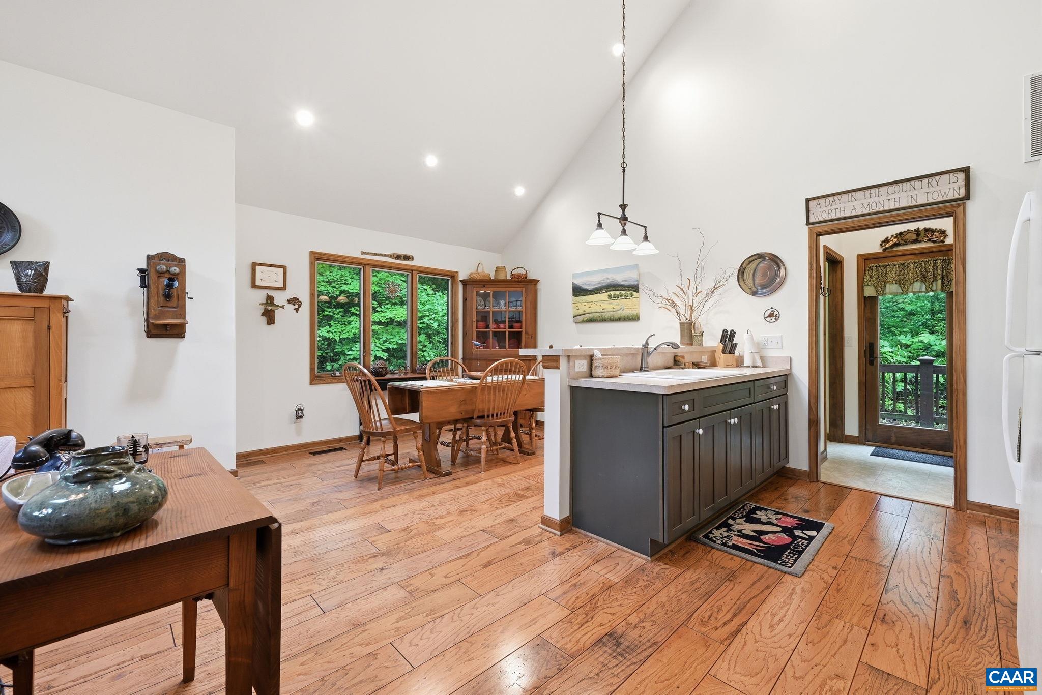 974 BULL YEARLING RD, STANARDSVILLE, Virginia 22973, 2 Bedrooms Bedrooms, ,1 BathroomBathrooms,Residential,The Mountains are Calling,974 BULL YEARLING RD,679069 MLS # 679069 974 BULL YEARLING RD, STANARDSVILLE, Virginia 22973, 2 Bedrooms Bedrooms, ,1 BathroomBathrooms,Residential,The Mountains are Calling,974 BULL YEARLING RD,679069 MLS # 679069