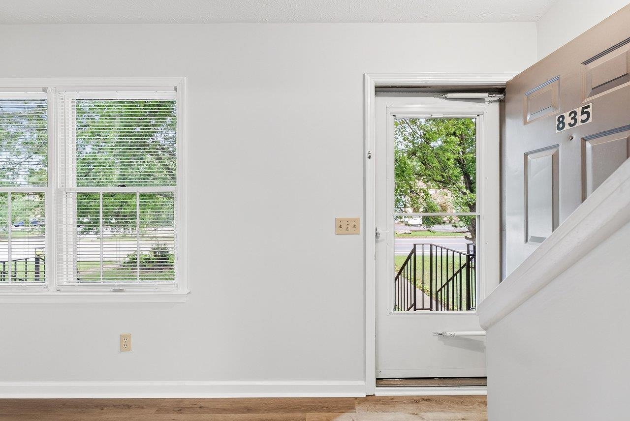 835 VINE ST, HARRISONBURG, Virginia 22802, 2 Bedrooms Bedrooms, ,1 BathroomBathrooms,Residential,835 VINE ST,680084 MLS # 680084