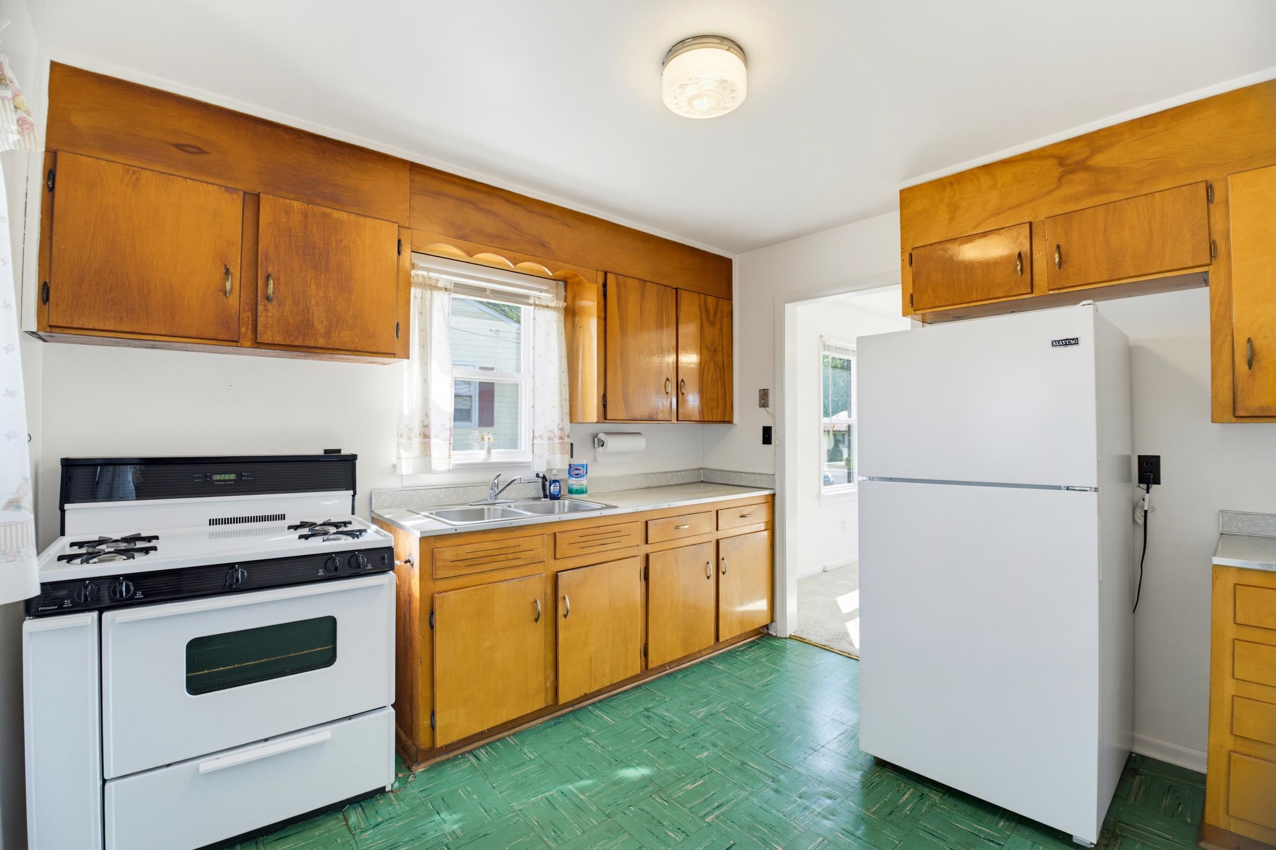 315 SHARON LN, STAUNTON, Virginia 24401, 3 Bedrooms Bedrooms, ,1 BathroomBathrooms,Residential,315 SHARON LN,680554 MLS # 680554 315 SHARON LN, STAUNTON, Virginia 24401, 3 Bedrooms Bedrooms, ,1 BathroomBathrooms,Residential,315 SHARON LN,680554 MLS # 680554