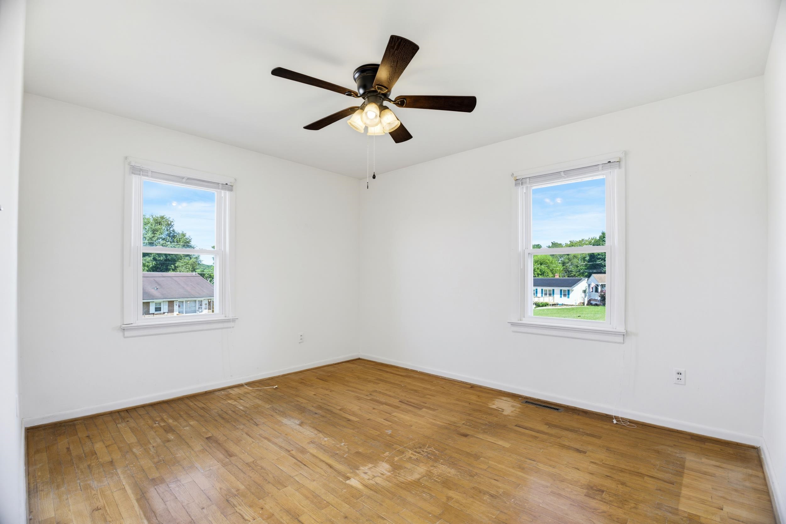 315 SHARON LN, STAUNTON, Virginia 24401, 3 Bedrooms Bedrooms, ,1 BathroomBathrooms,Residential,315 SHARON LN,680554 MLS # 680554 315 SHARON LN, STAUNTON, Virginia 24401, 3 Bedrooms Bedrooms, ,1 BathroomBathrooms,Residential,315 SHARON LN,680554 MLS # 680554