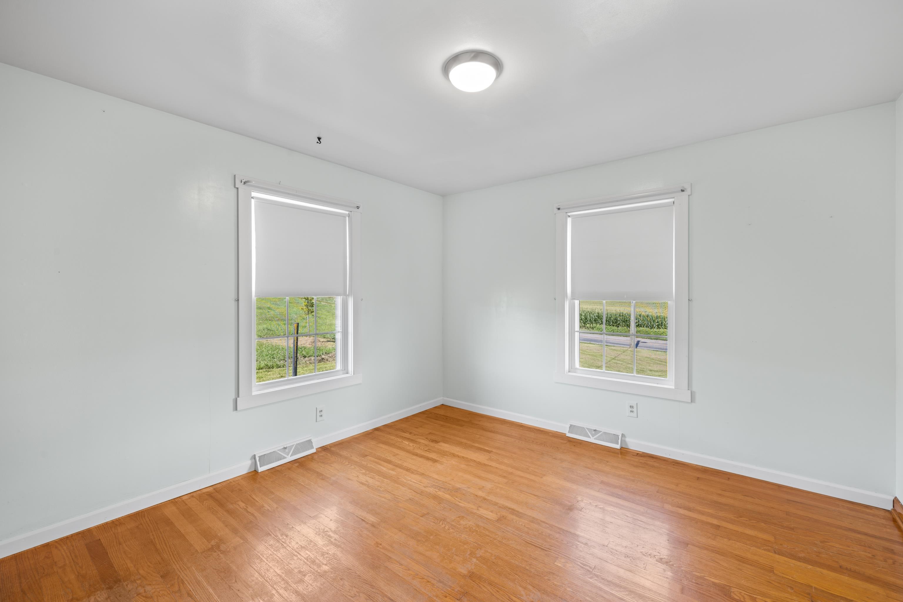 347 CLOVER HILL RD, DAYTON, Virginia 22821, 3 Bedrooms Bedrooms, ,2 BathroomsBathrooms,Residential,347 CLOVER HILL RD,680556 MLS # 680556