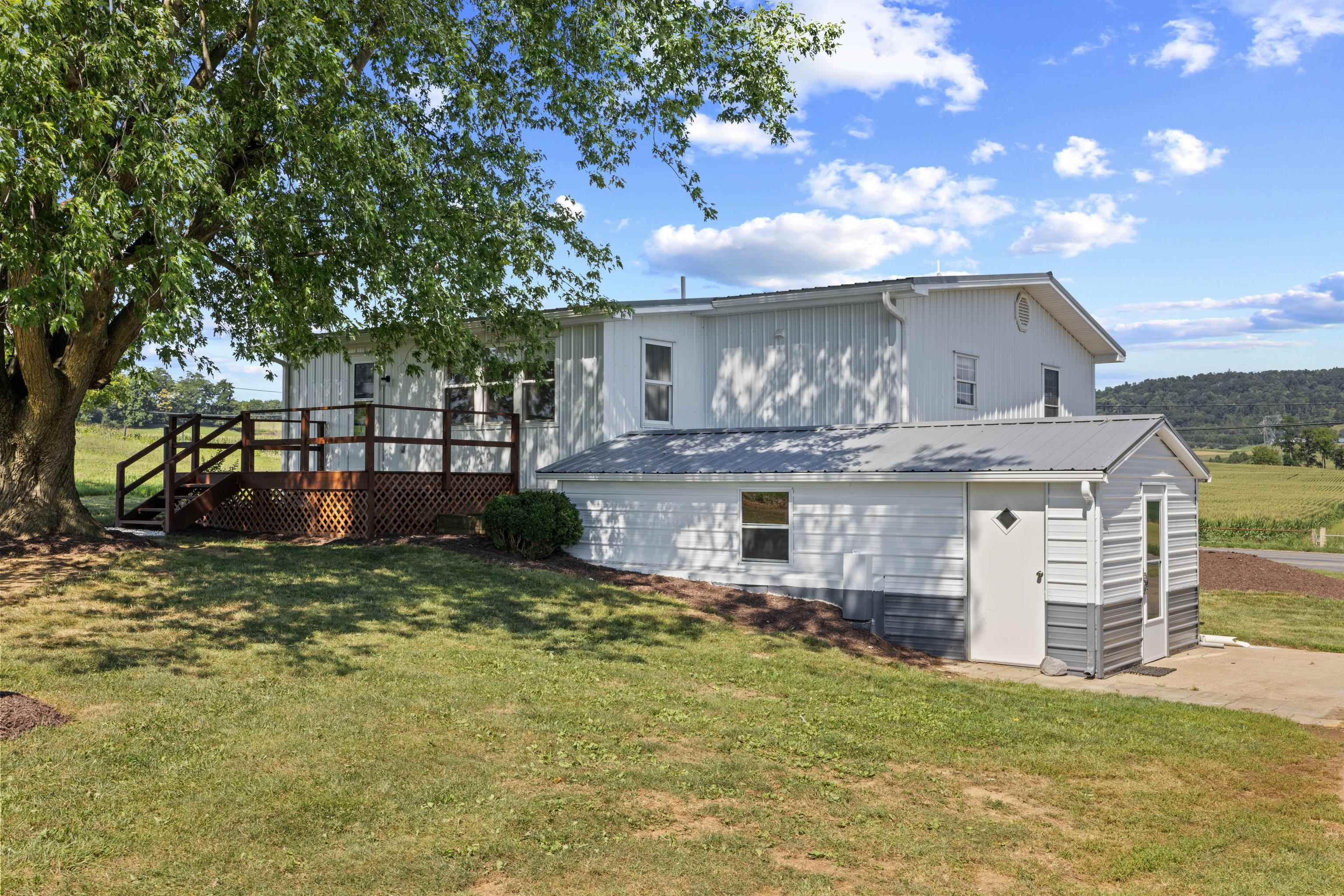 347 CLOVER HILL RD, DAYTON, Virginia 22821, 3 Bedrooms Bedrooms, ,2 BathroomsBathrooms,Residential,347 CLOVER HILL RD,680556 MLS # 680556
