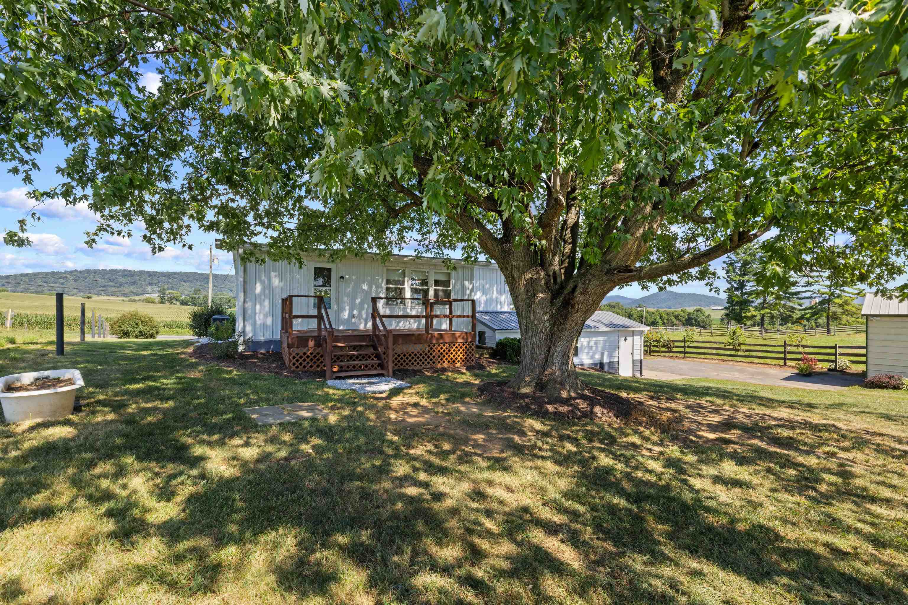 347 CLOVER HILL RD, DAYTON, Virginia 22821, 3 Bedrooms Bedrooms, ,2 BathroomsBathrooms,Residential,347 CLOVER HILL RD,680556 MLS # 680556