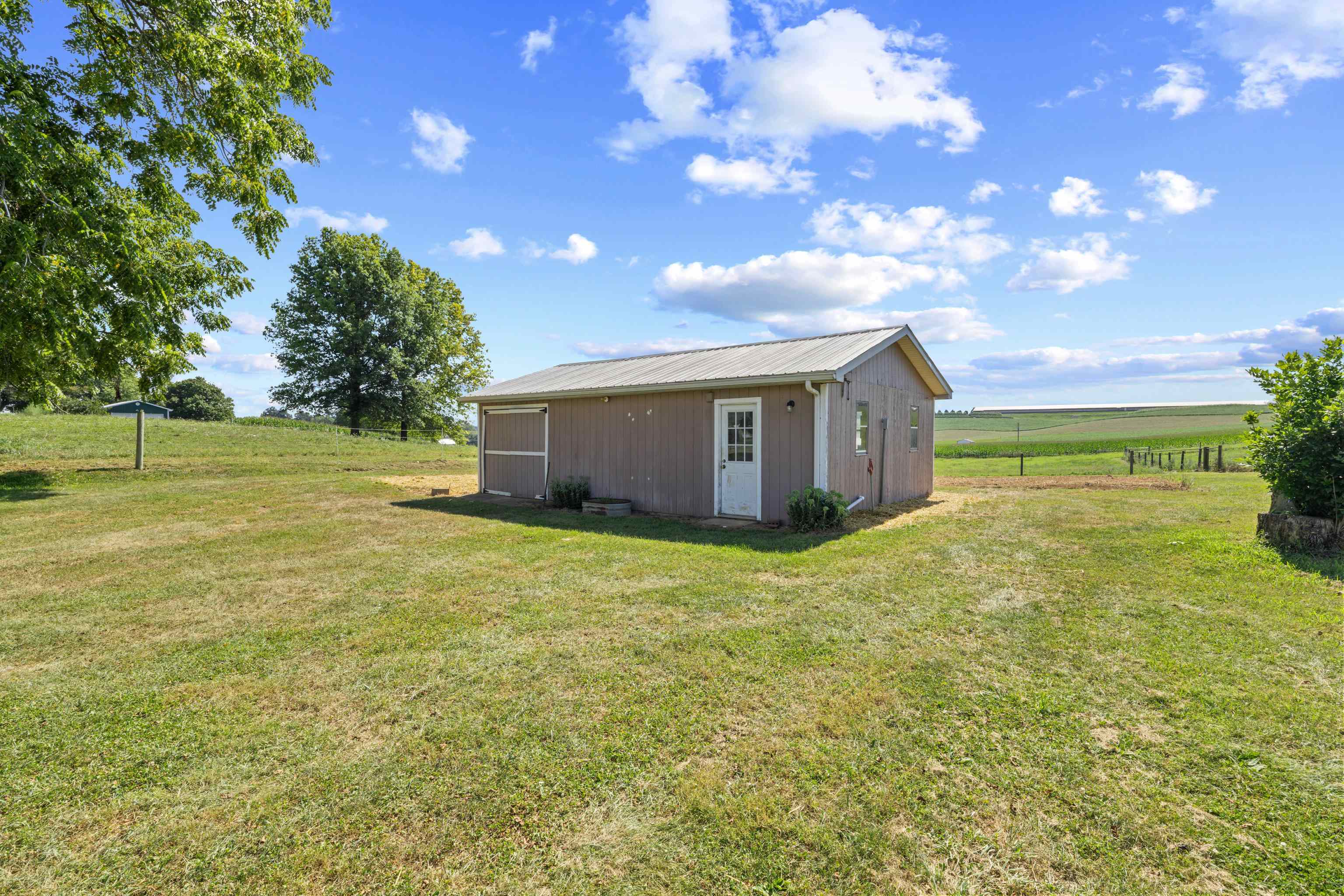 347 CLOVER HILL RD, DAYTON, Virginia 22821, 3 Bedrooms Bedrooms, ,2 BathroomsBathrooms,Residential,347 CLOVER HILL RD,680556 MLS # 680556