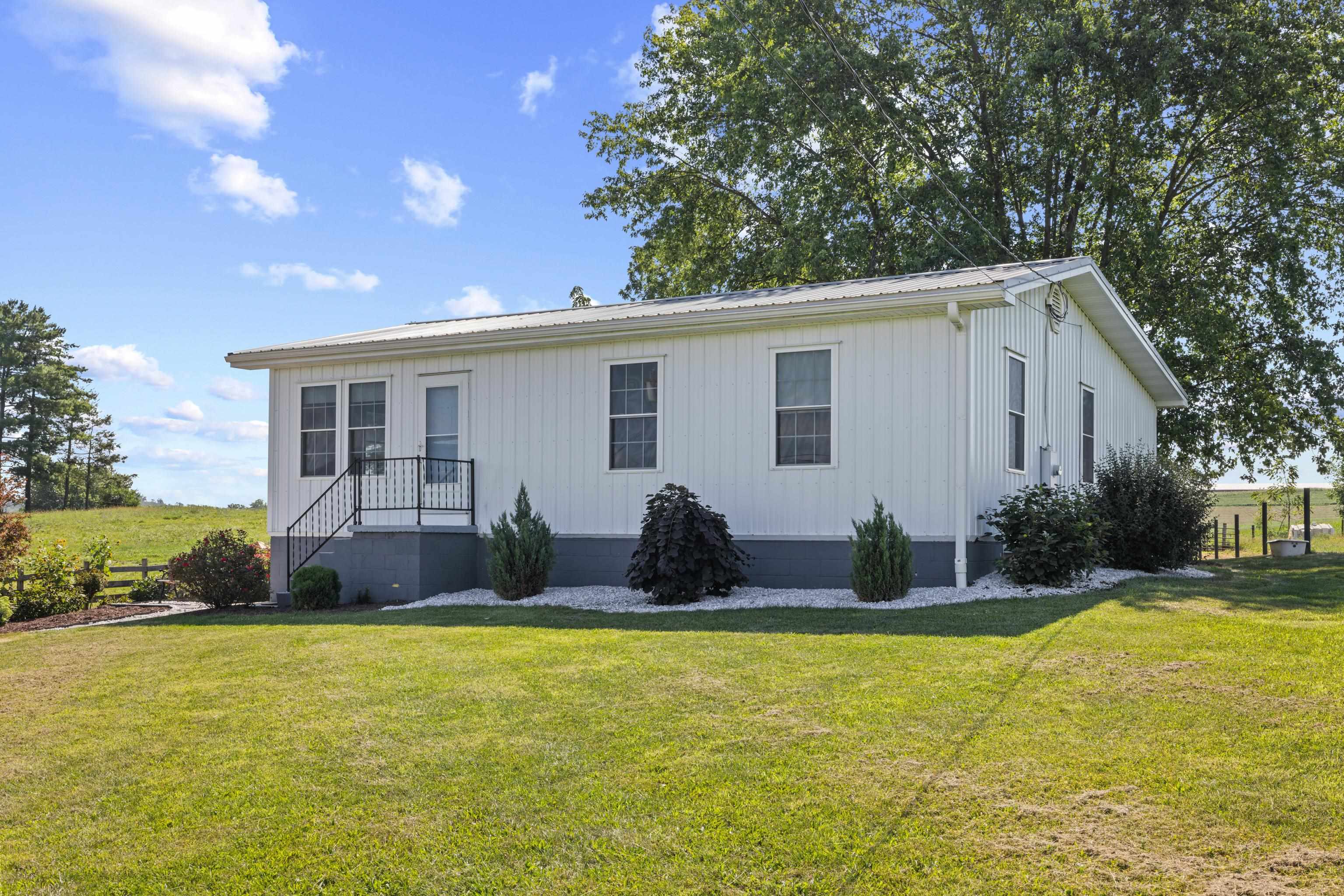 347 CLOVER HILL RD, DAYTON, Virginia 22821, 3 Bedrooms Bedrooms, ,2 BathroomsBathrooms,Residential,347 CLOVER HILL RD,680556 MLS # 680556