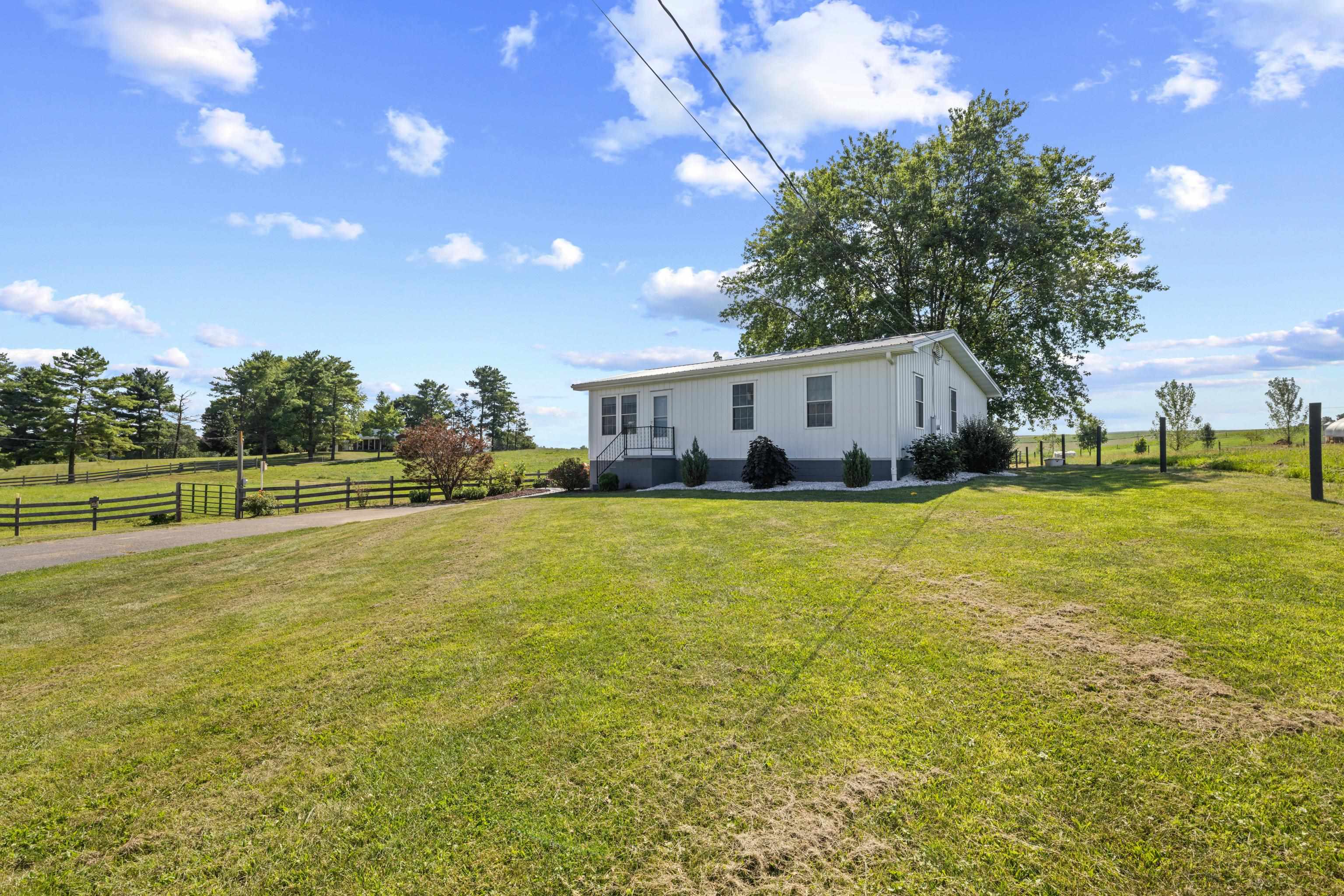 347 CLOVER HILL RD, DAYTON, Virginia 22821, 3 Bedrooms Bedrooms, ,2 BathroomsBathrooms,Residential,347 CLOVER HILL RD,680556 MLS # 680556
