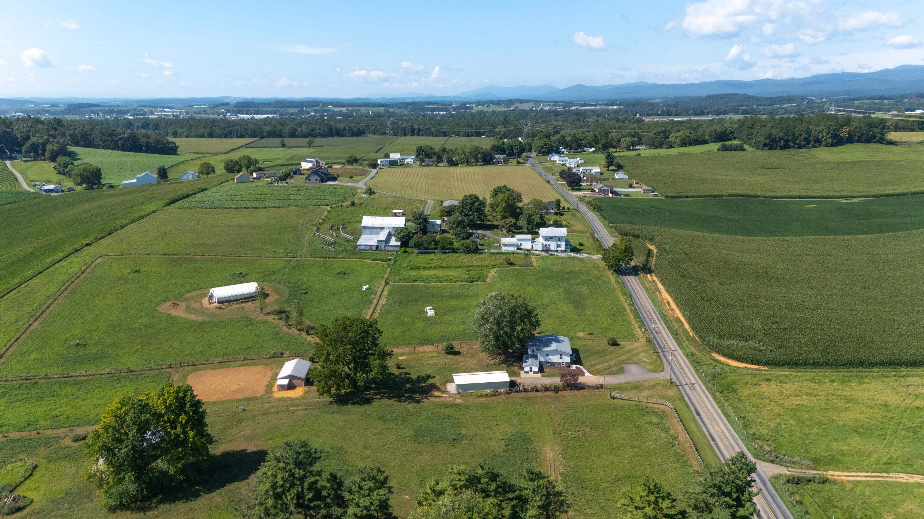 347 CLOVER HILL RD, DAYTON, Virginia 22821, 3 Bedrooms Bedrooms, ,2 BathroomsBathrooms,Residential,347 CLOVER HILL RD,680556 MLS # 680556