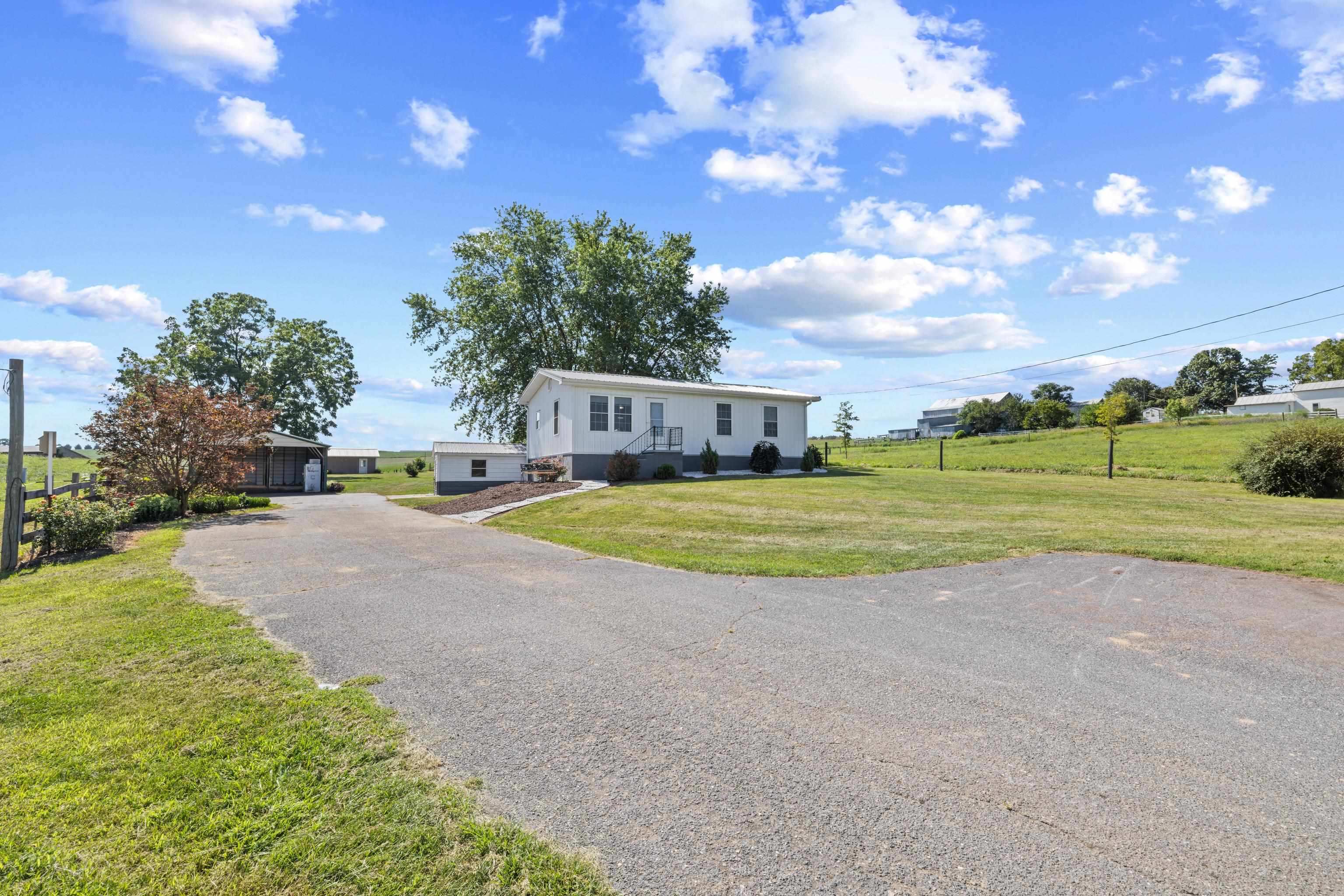 347 CLOVER HILL RD, DAYTON, Virginia 22821, 3 Bedrooms Bedrooms, ,2 BathroomsBathrooms,Residential,347 CLOVER HILL RD,680556 MLS # 680556