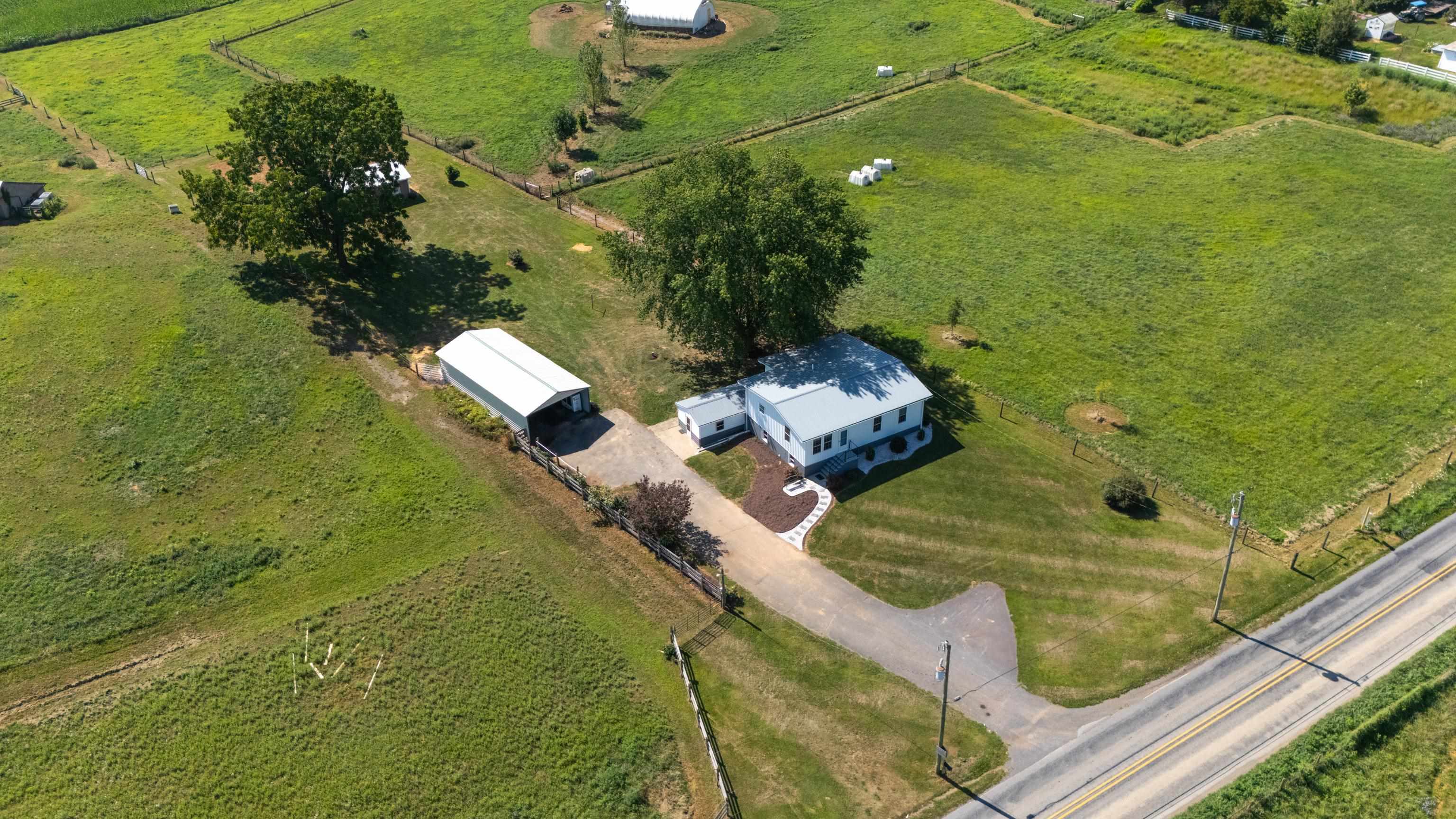347 CLOVER HILL RD, DAYTON, Virginia 22821, 3 Bedrooms Bedrooms, ,2 BathroomsBathrooms,Residential,347 CLOVER HILL RD,680556 MLS # 680556