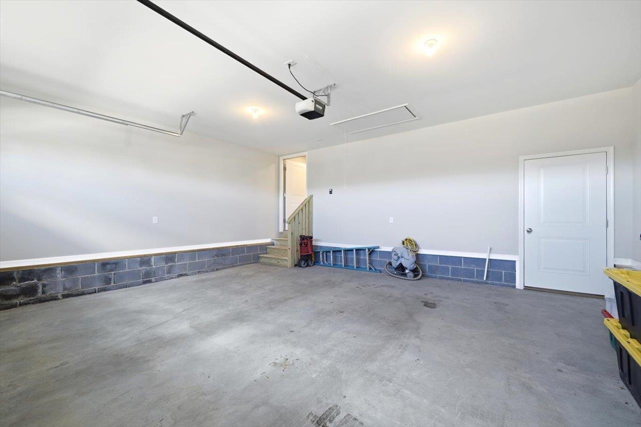 201 SPRING RUN LN, WAYNESBORO, Virginia 22980, 3 Bedrooms Bedrooms, ,2 BathroomsBathrooms,Residential,201 SPRING RUN LN,676937 MLS # 676937