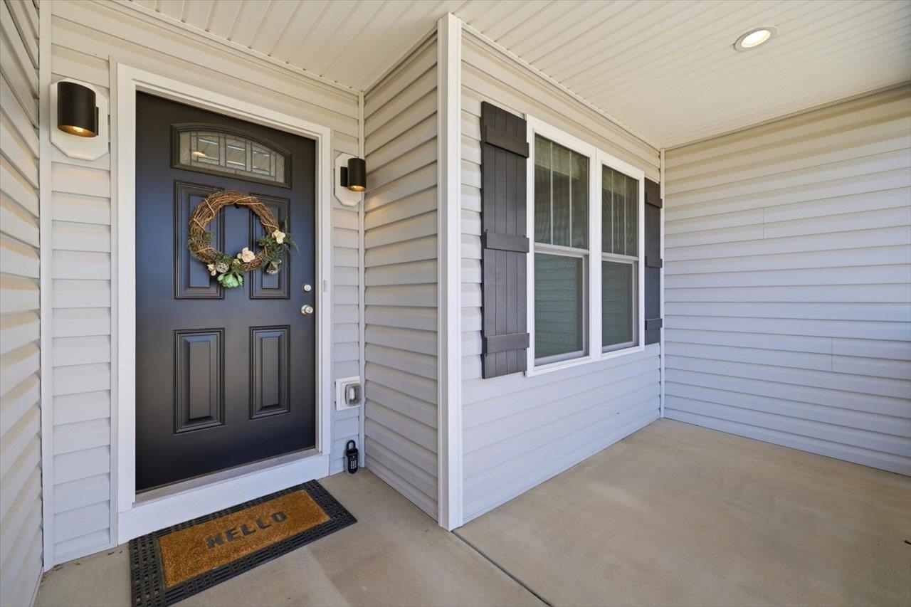201 SPRING RUN LN, WAYNESBORO, Virginia 22980, 3 Bedrooms Bedrooms, ,2 BathroomsBathrooms,Residential,201 SPRING RUN LN,676937 MLS # 676937