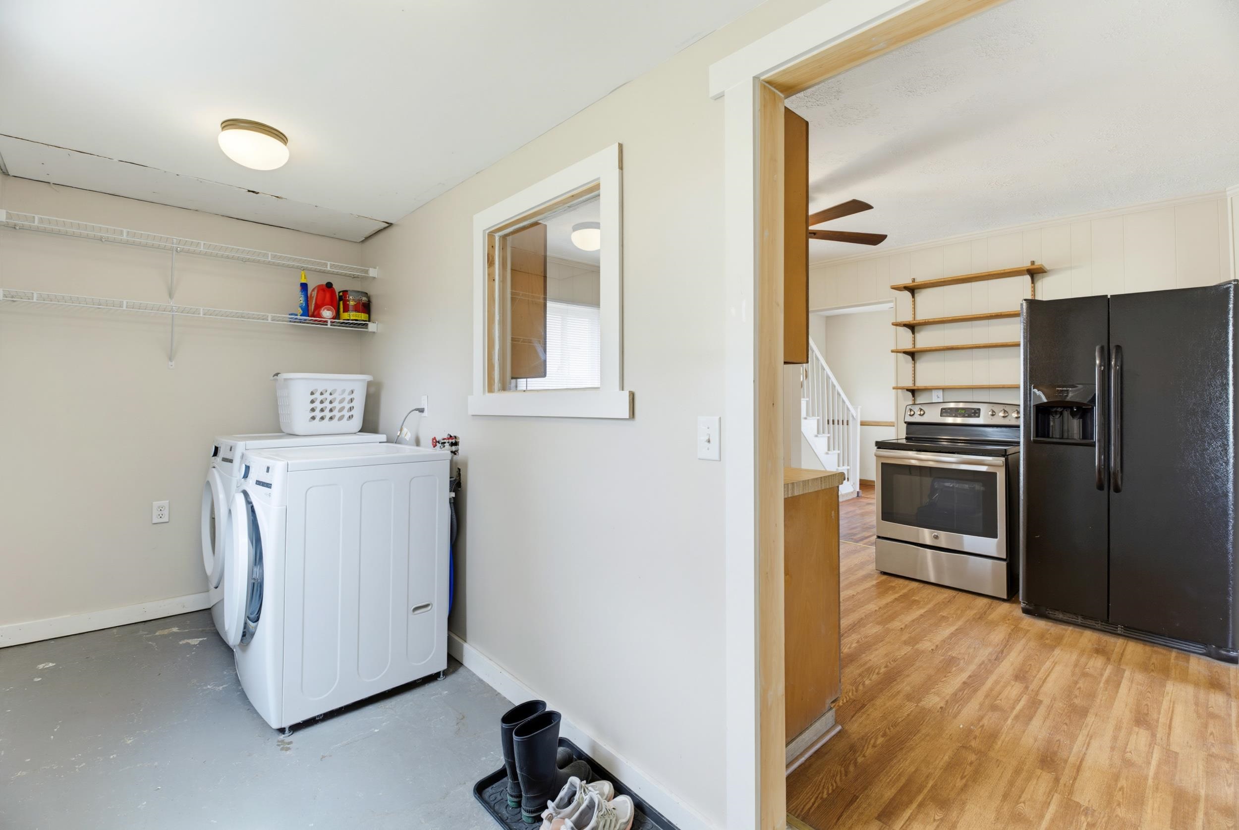 2202 POPLAR ST, STAUNTON, Virginia 24401, 2 Bedrooms Bedrooms, ,1 BathroomBathrooms,Residential,2202 POPLAR ST,679050 MLS # 679050