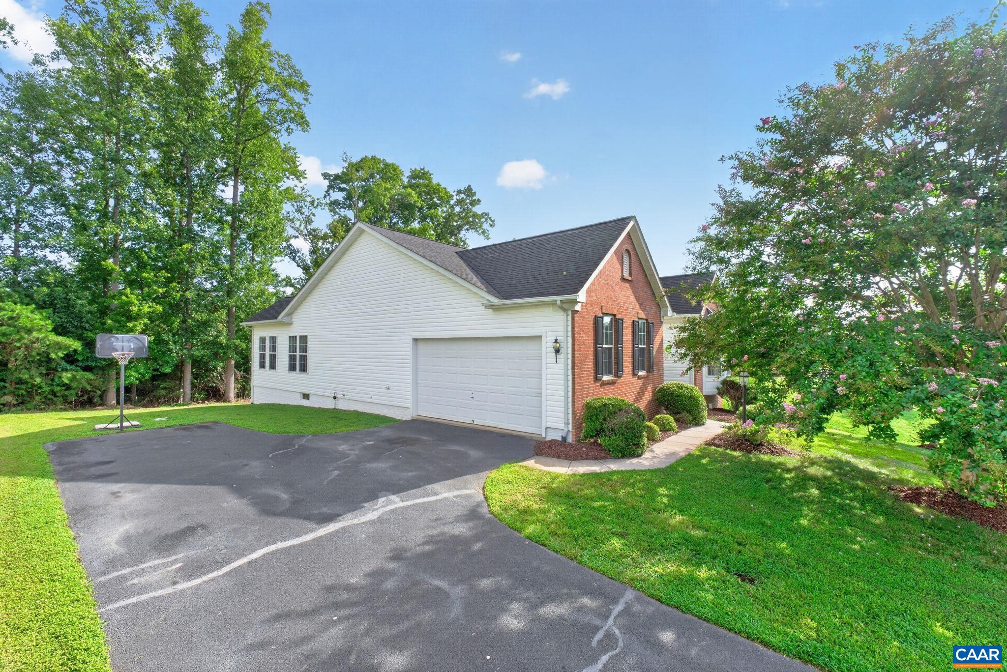 211 JUSTIN DR, PALMYRA, Virginia 22963, 4 Bedrooms Bedrooms, ,3 BathroomsBathrooms,Residential,211 JUSTIN DR,680413 MLS # 680413 211 JUSTIN DR, PALMYRA, Virginia 22963, 4 Bedrooms Bedrooms, ,3 BathroomsBathrooms,Residential,211 JUSTIN DR,680413 MLS # 680413