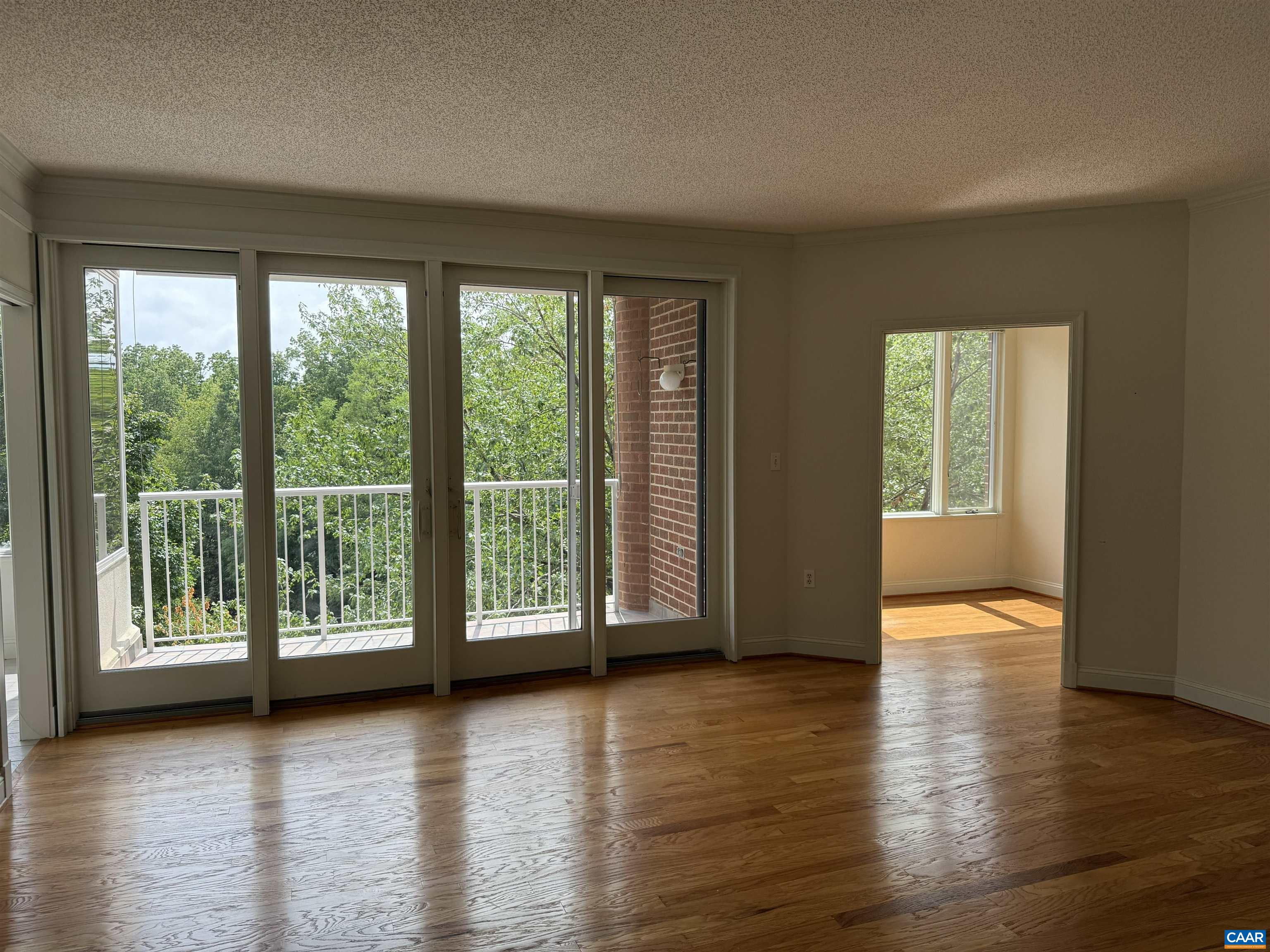 500 CRESTWOOD DR, CHARLOTTESVILLE, Virginia 22903, 2 Bedrooms Bedrooms, ,2 BathroomsBathrooms,Residential,500 CRESTWOOD DR,680565 MLS # 680565 500 CRESTWOOD DR, CHARLOTTESVILLE, Virginia 22903, 2 Bedrooms Bedrooms, ,2 BathroomsBathrooms,Residential,500 CRESTWOOD DR,680565 MLS # 680565