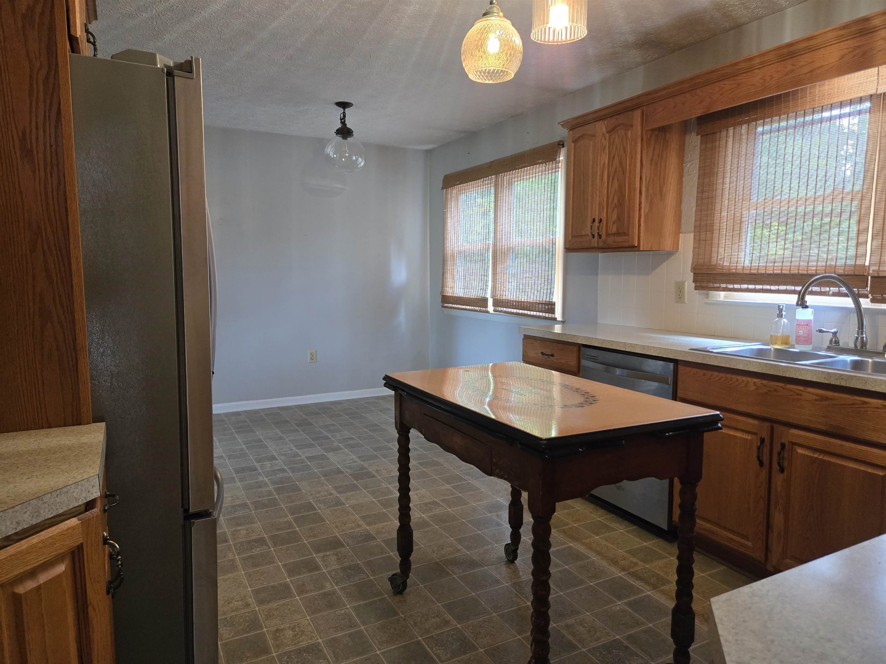 604 OAK LEAF RD, LURAY, Virginia 22835, 3 Bedrooms Bedrooms, ,2 BathroomsBathrooms,Residential,604 OAK LEAF RD,680567 MLS # 680567