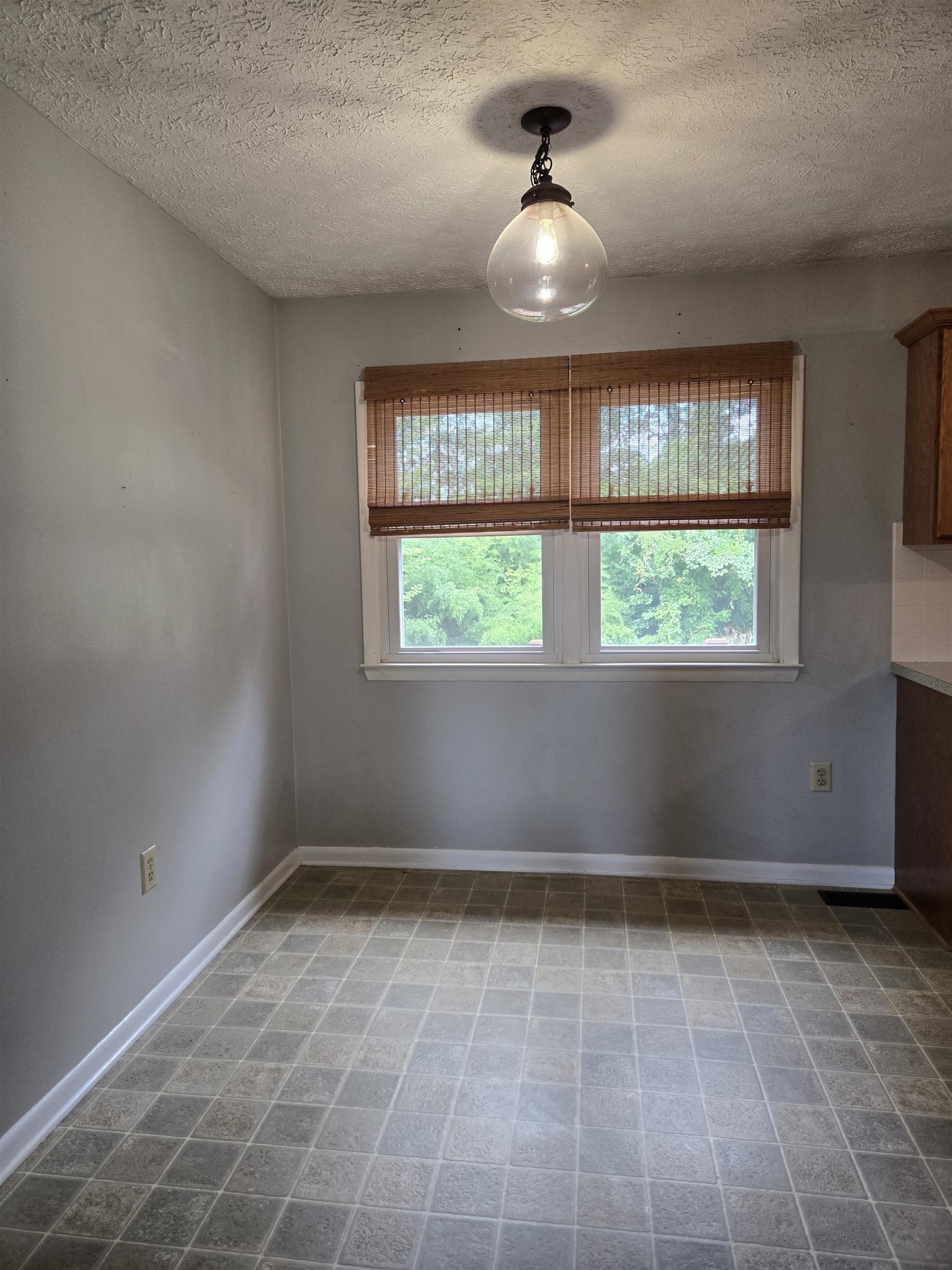 604 OAK LEAF RD, LURAY, Virginia 22835, 3 Bedrooms Bedrooms, ,2 BathroomsBathrooms,Residential,604 OAK LEAF RD,680567 MLS # 680567