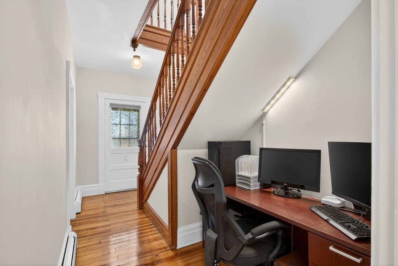 420 W SPRING ST, WOODSTOCK, Virginia 22664, 4 Bedrooms Bedrooms, ,2 BathroomsBathrooms,Residential,420 W SPRING ST,678107 MLS # 678107 420 W SPRING ST, WOODSTOCK, Virginia 22664, 4 Bedrooms Bedrooms, ,2 BathroomsBathrooms,Residential,420 W SPRING ST,678107 MLS # 678107