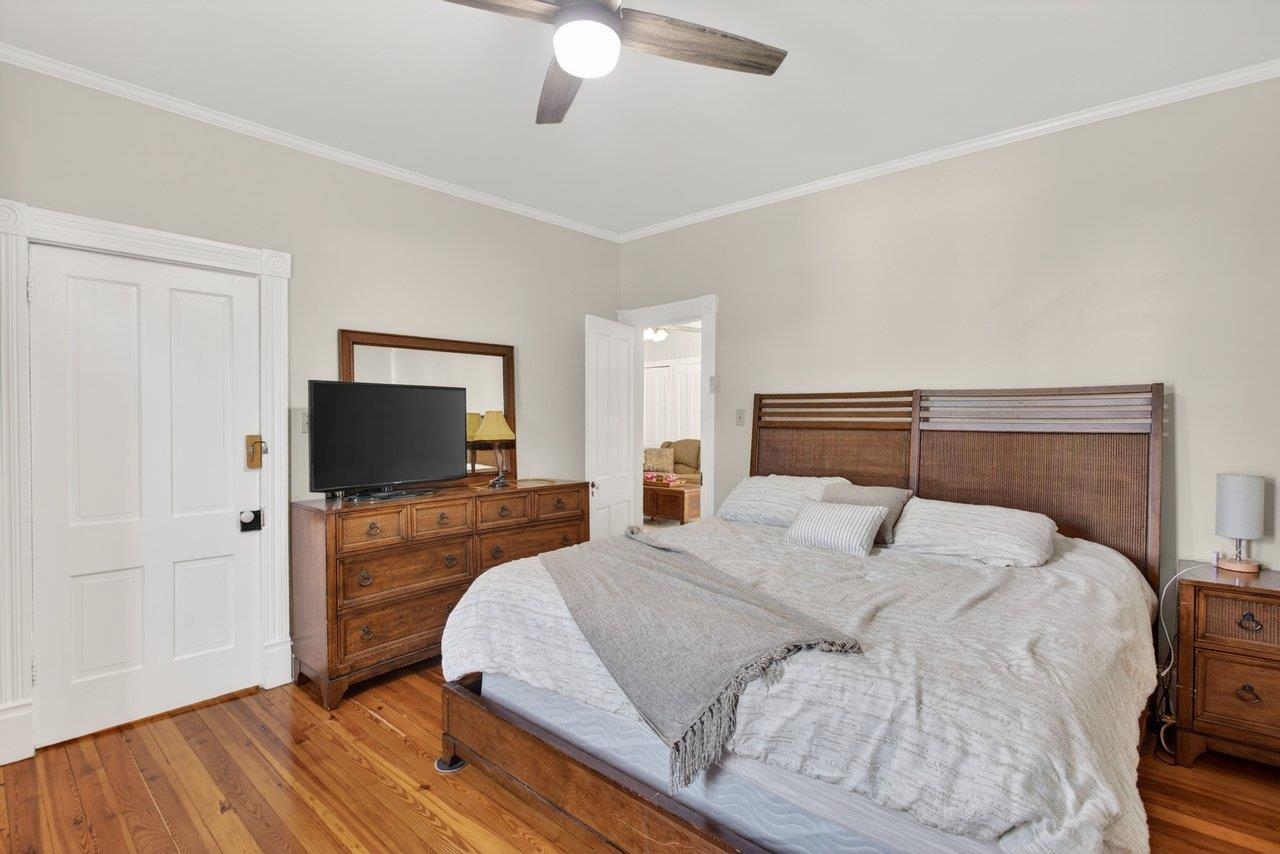 420 W SPRING ST, WOODSTOCK, Virginia 22664, 4 Bedrooms Bedrooms, ,2 BathroomsBathrooms,Residential,420 W SPRING ST,678107 MLS # 678107 420 W SPRING ST, WOODSTOCK, Virginia 22664, 4 Bedrooms Bedrooms, ,2 BathroomsBathrooms,Residential,420 W SPRING ST,678107 MLS # 678107